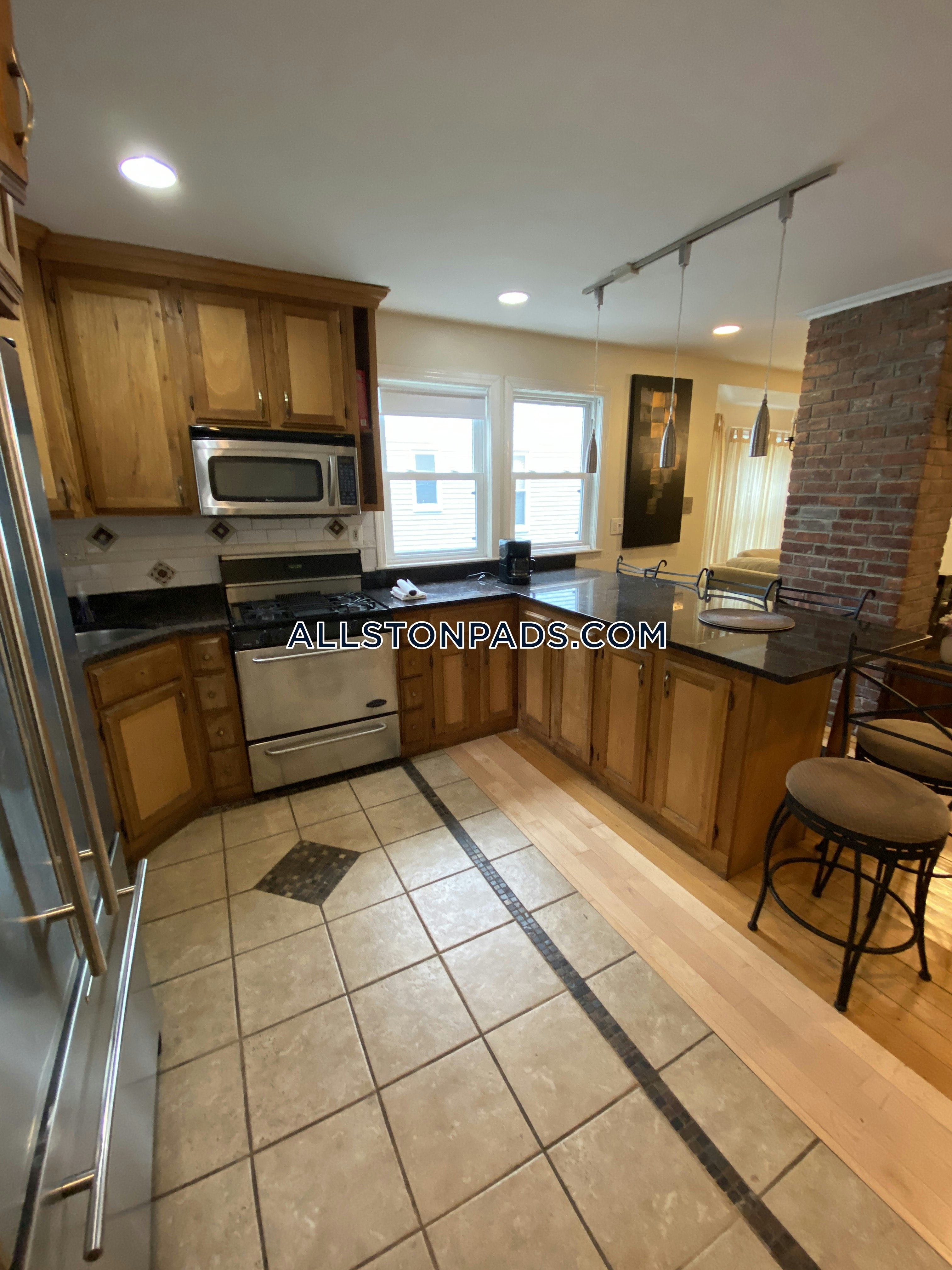 17 Holman St, Lower Allston