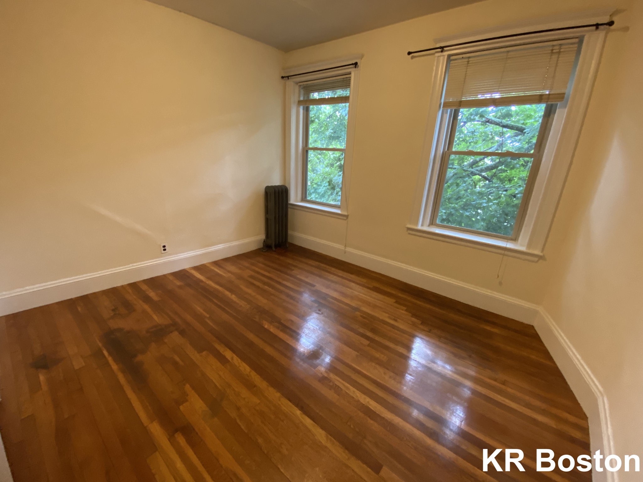 1622 Massachusetts Ave, Harvard Square