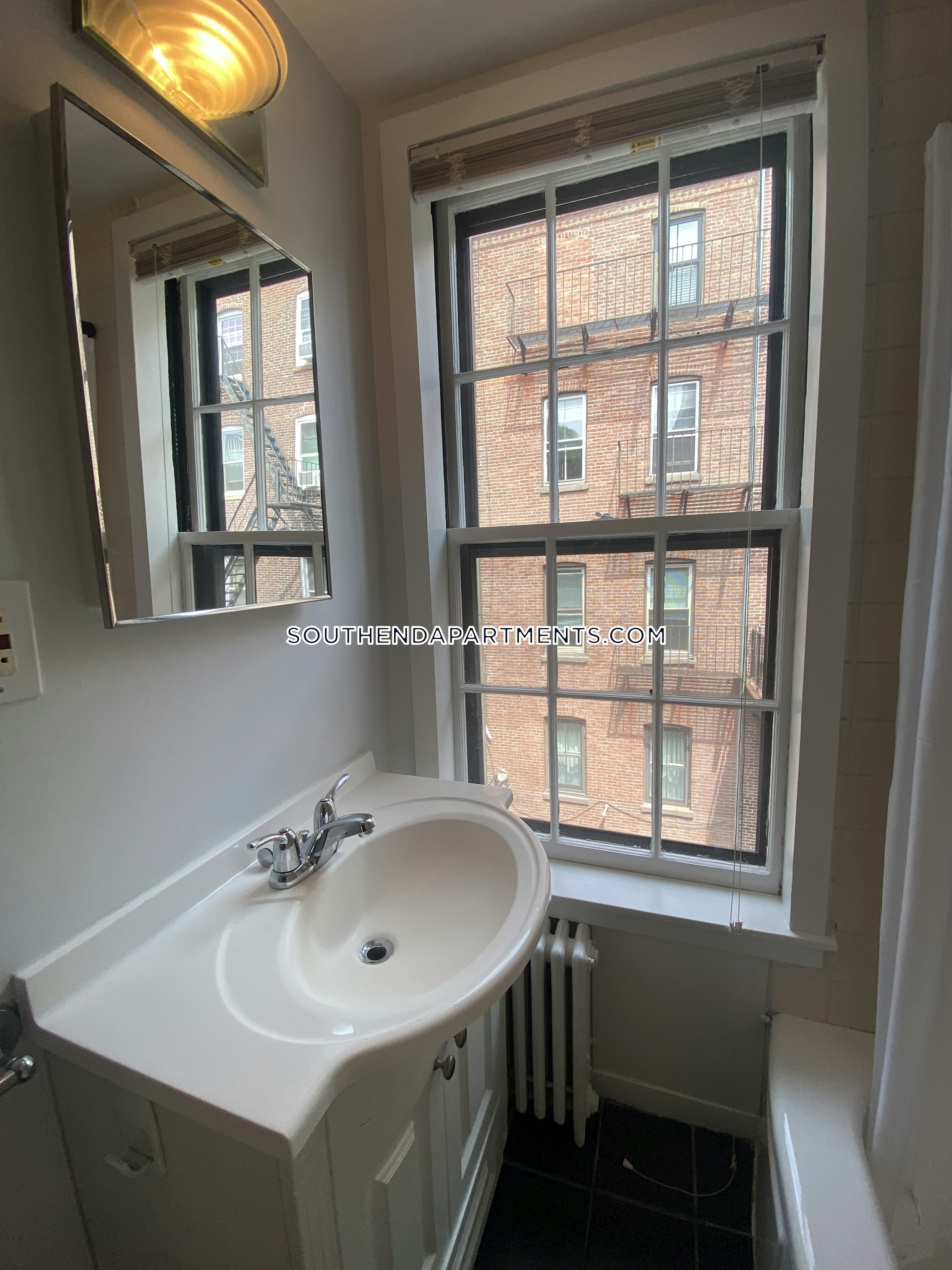 33 Gray St, South End