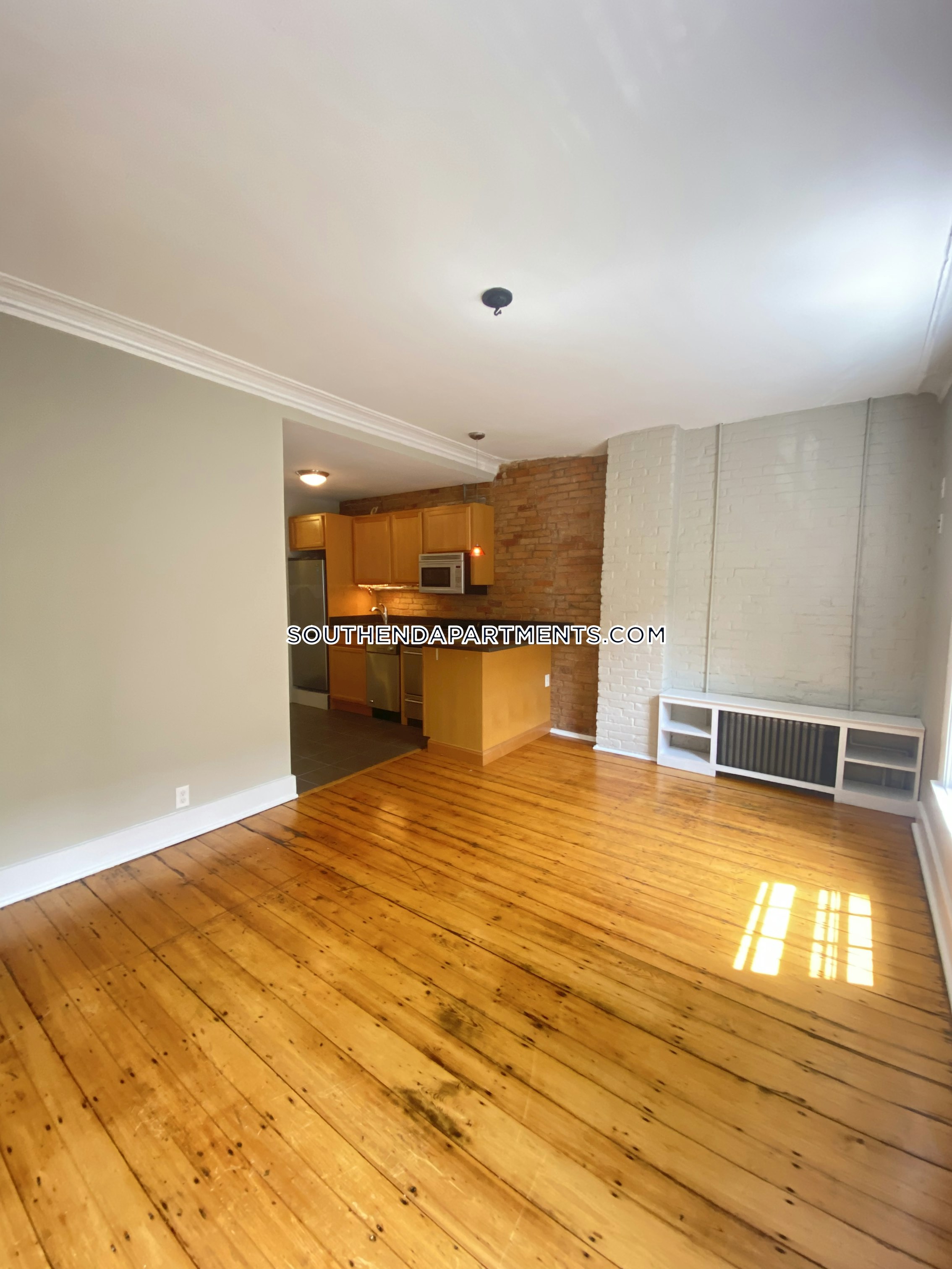 33 Gray St, South End