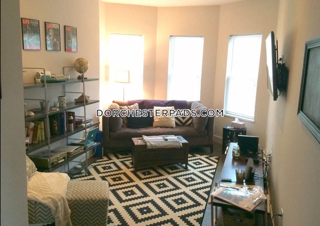 22 Harbor View, Dorchester