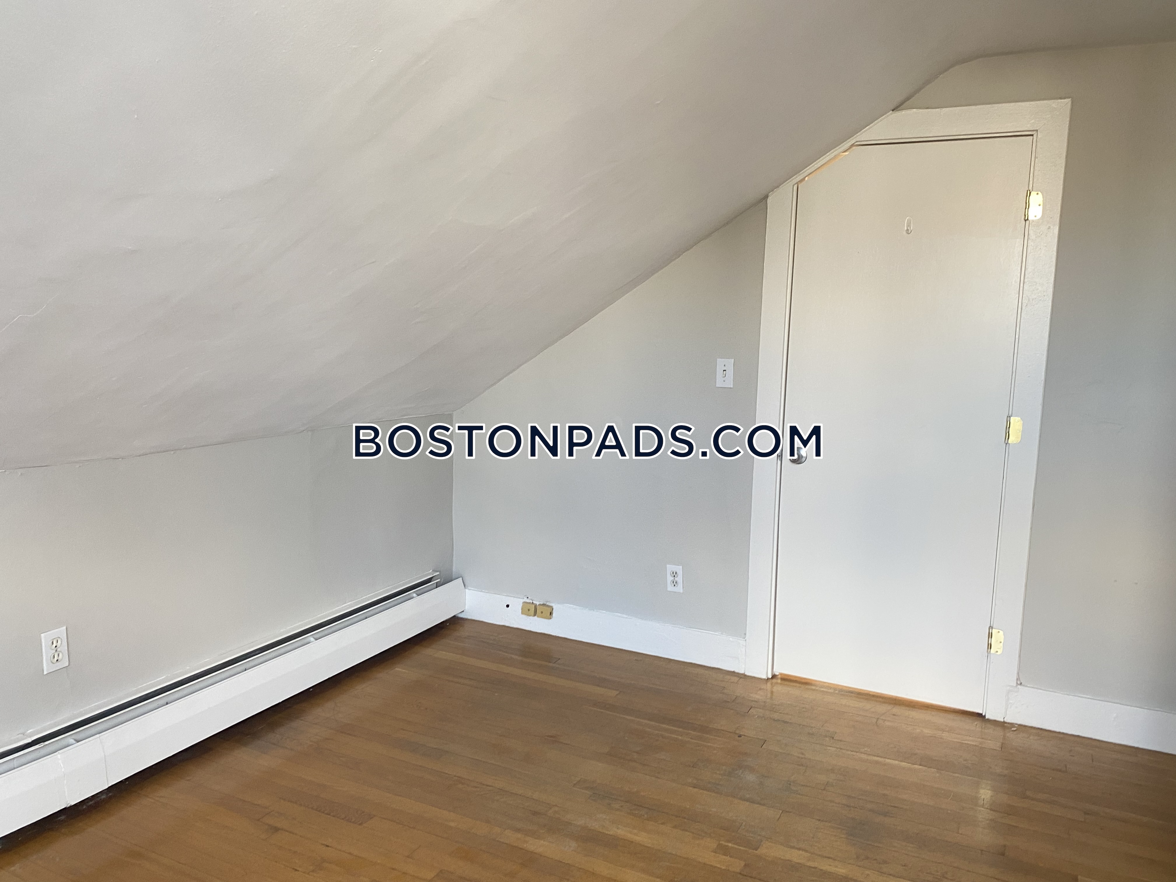 222 Banks St, Harvard Square