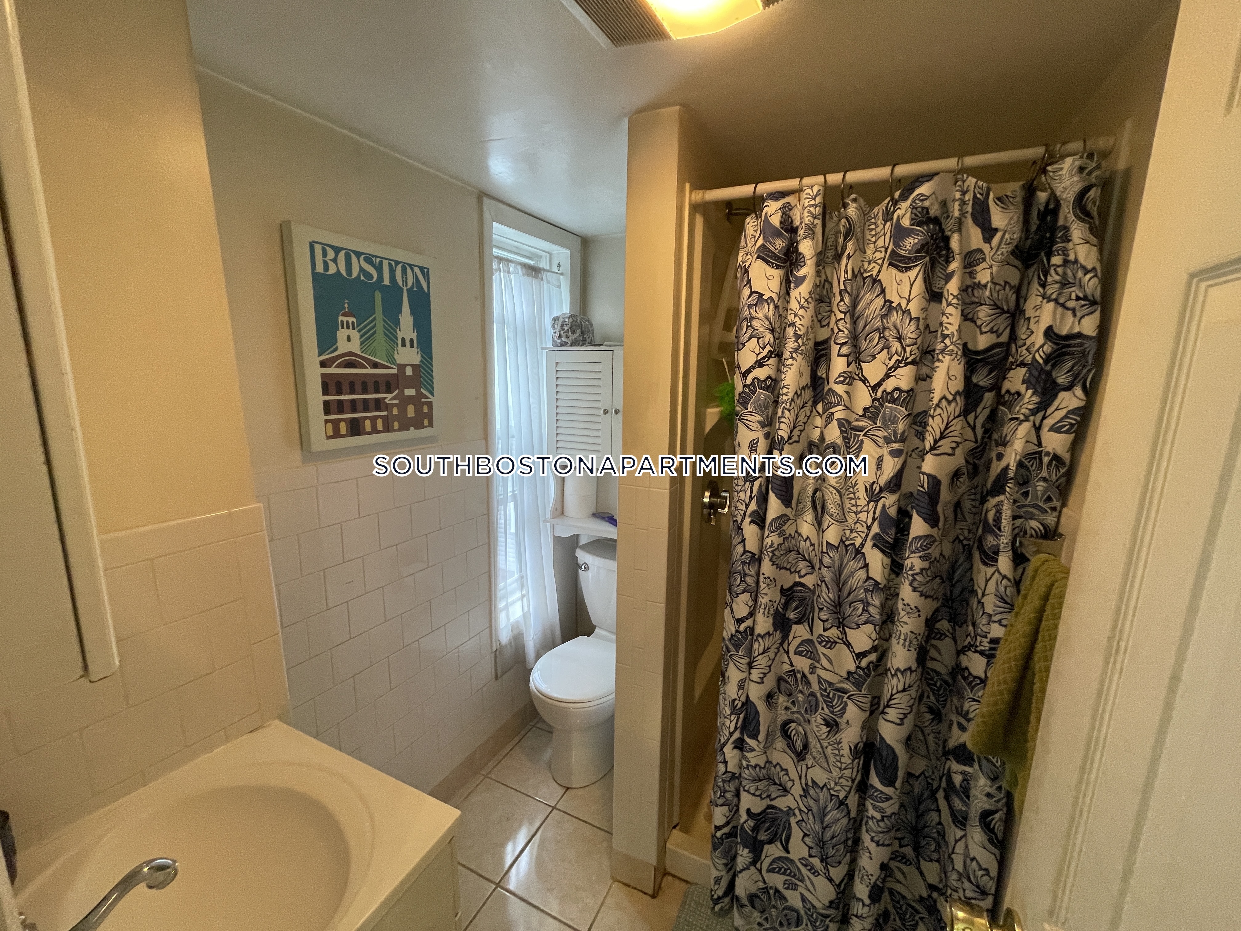 315 4th St, South Boston