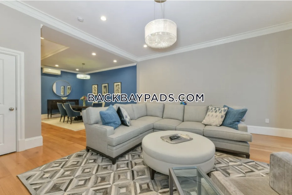 214 Beacon St, Back Bay