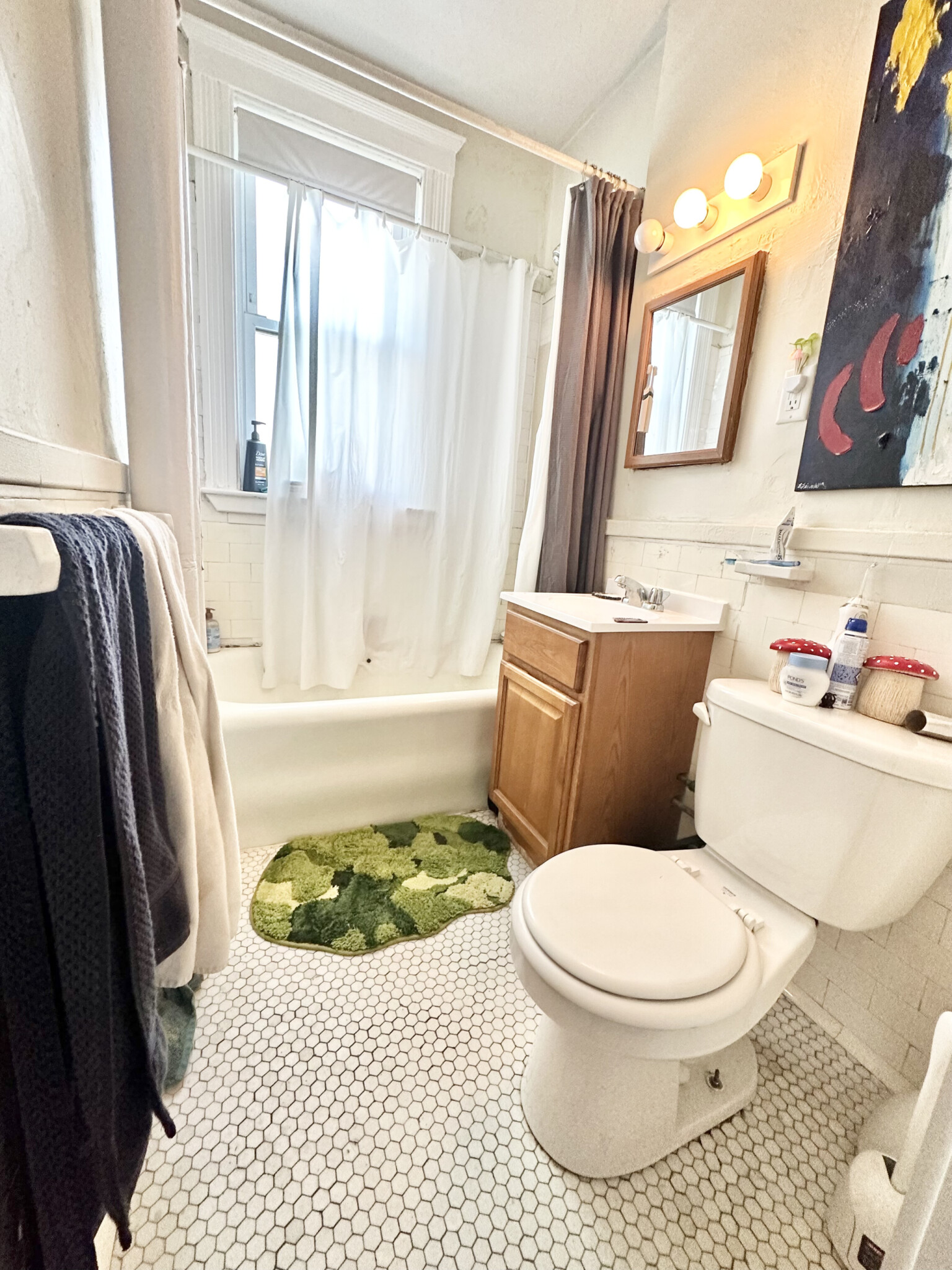 1626 Commonwealth Ave, Brighton