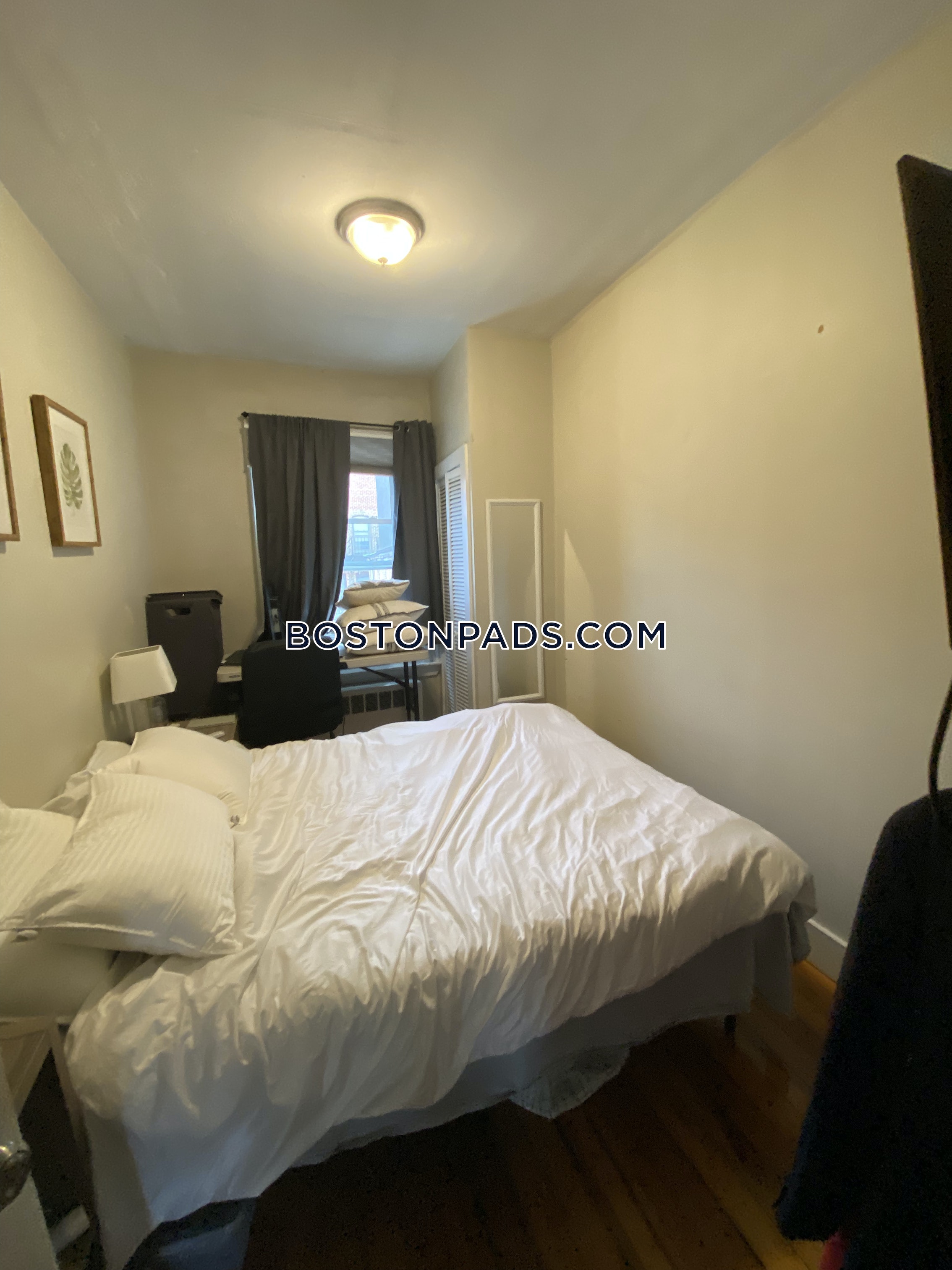 435 Hanover, North End