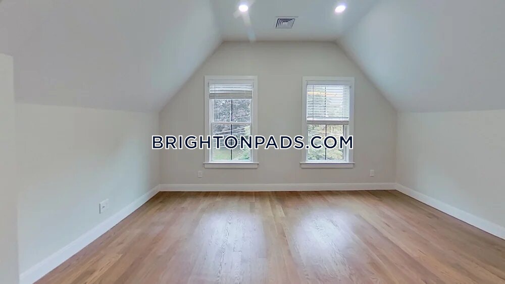 153 Foster St, Brighton