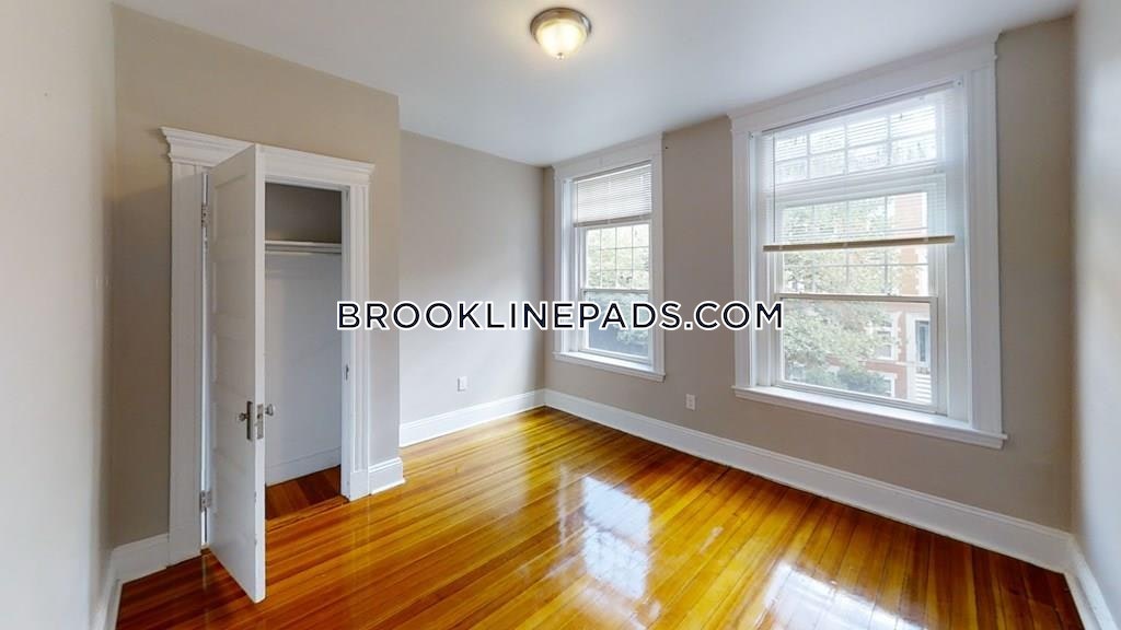 7 Strathmore Rd, Coolidge Corner