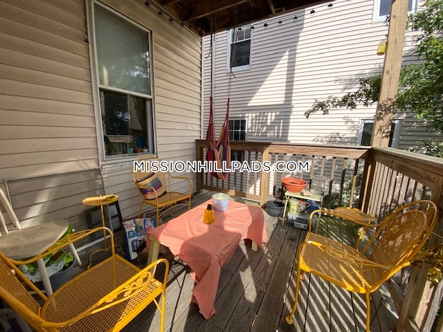 50 Fisher Ave, Mission Hill