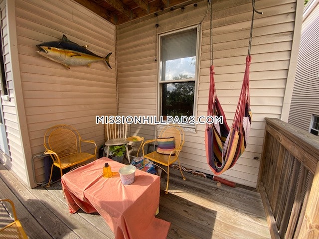 50 Fisher Ave, Mission Hill