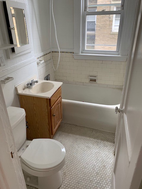 1630 Commonwealth Ave, Brighton