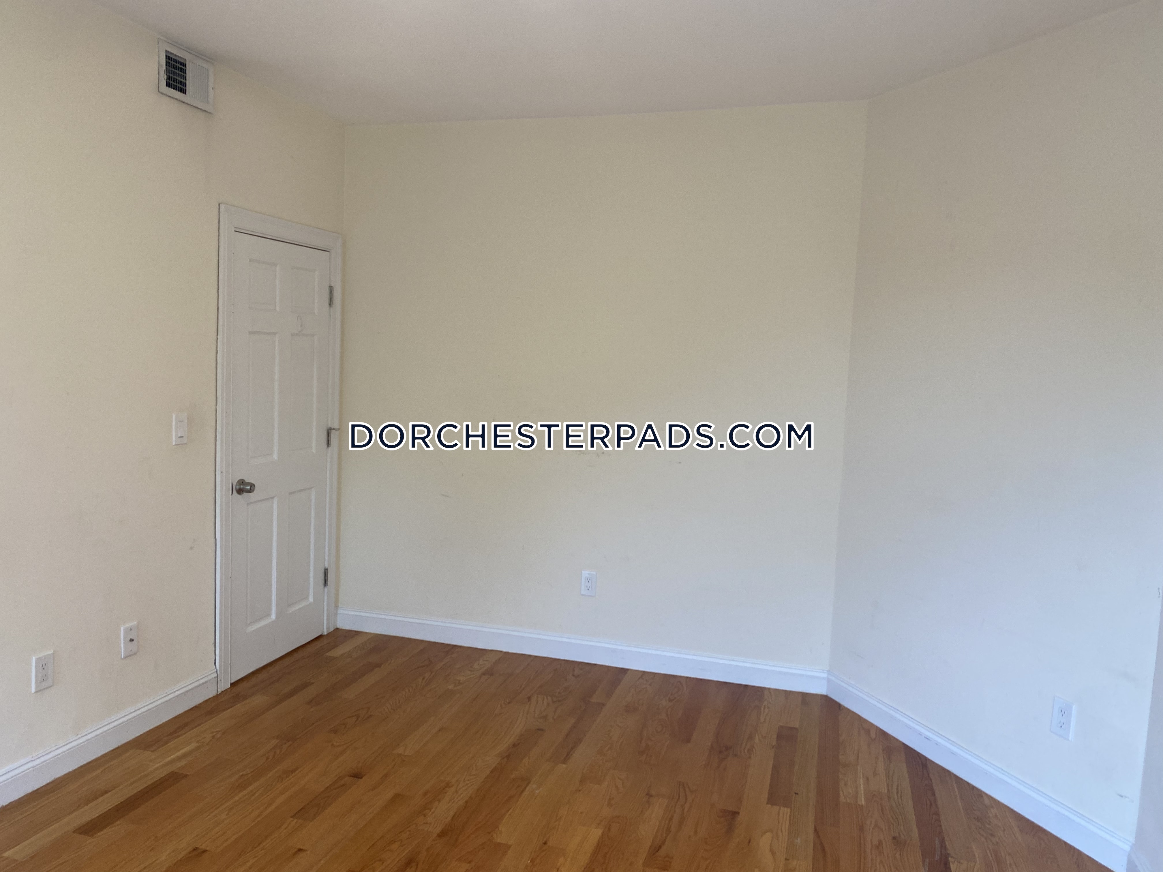 31 Edison Grn, Dorchester