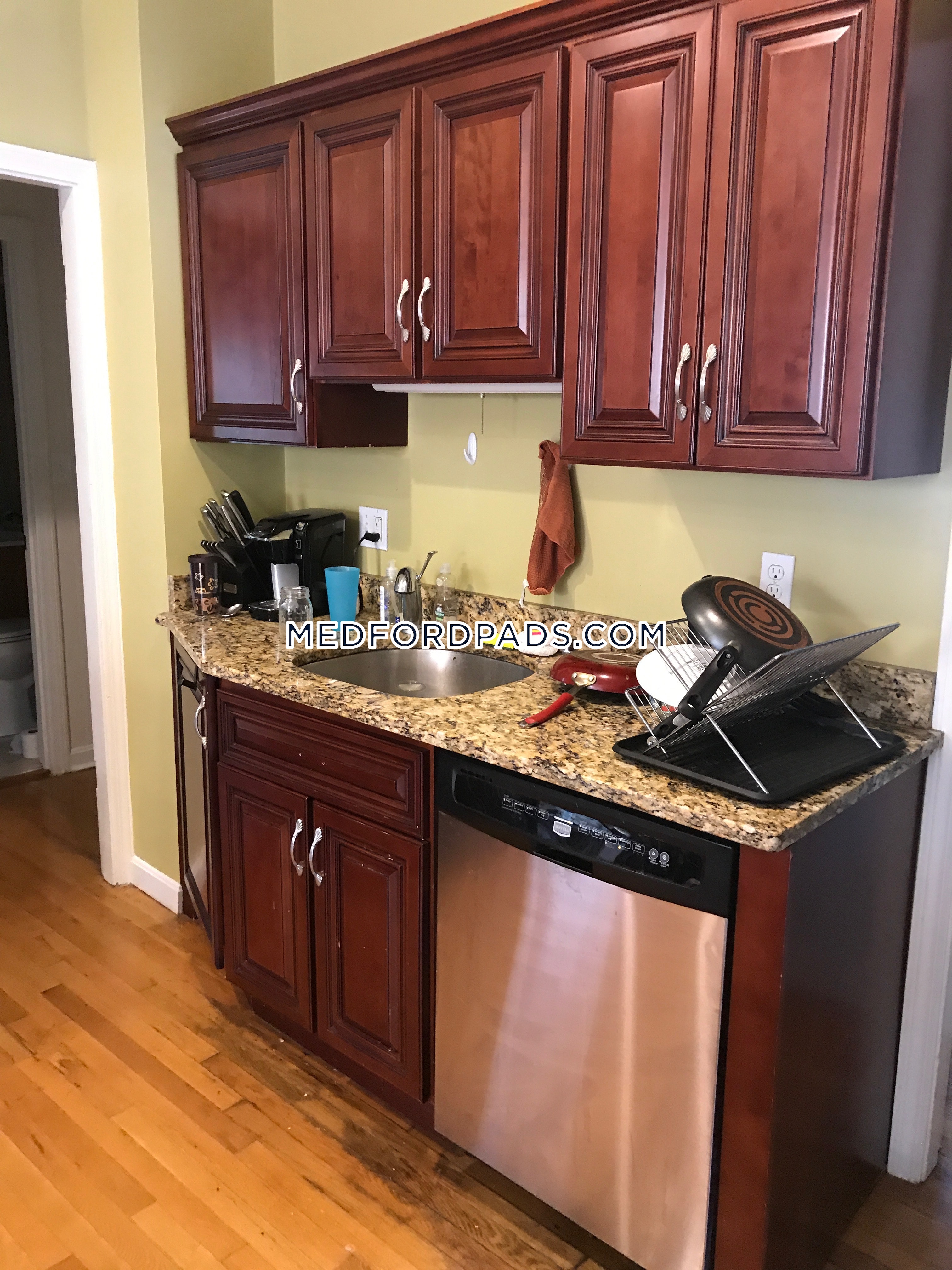 79 Lyman Ave, Tufts University