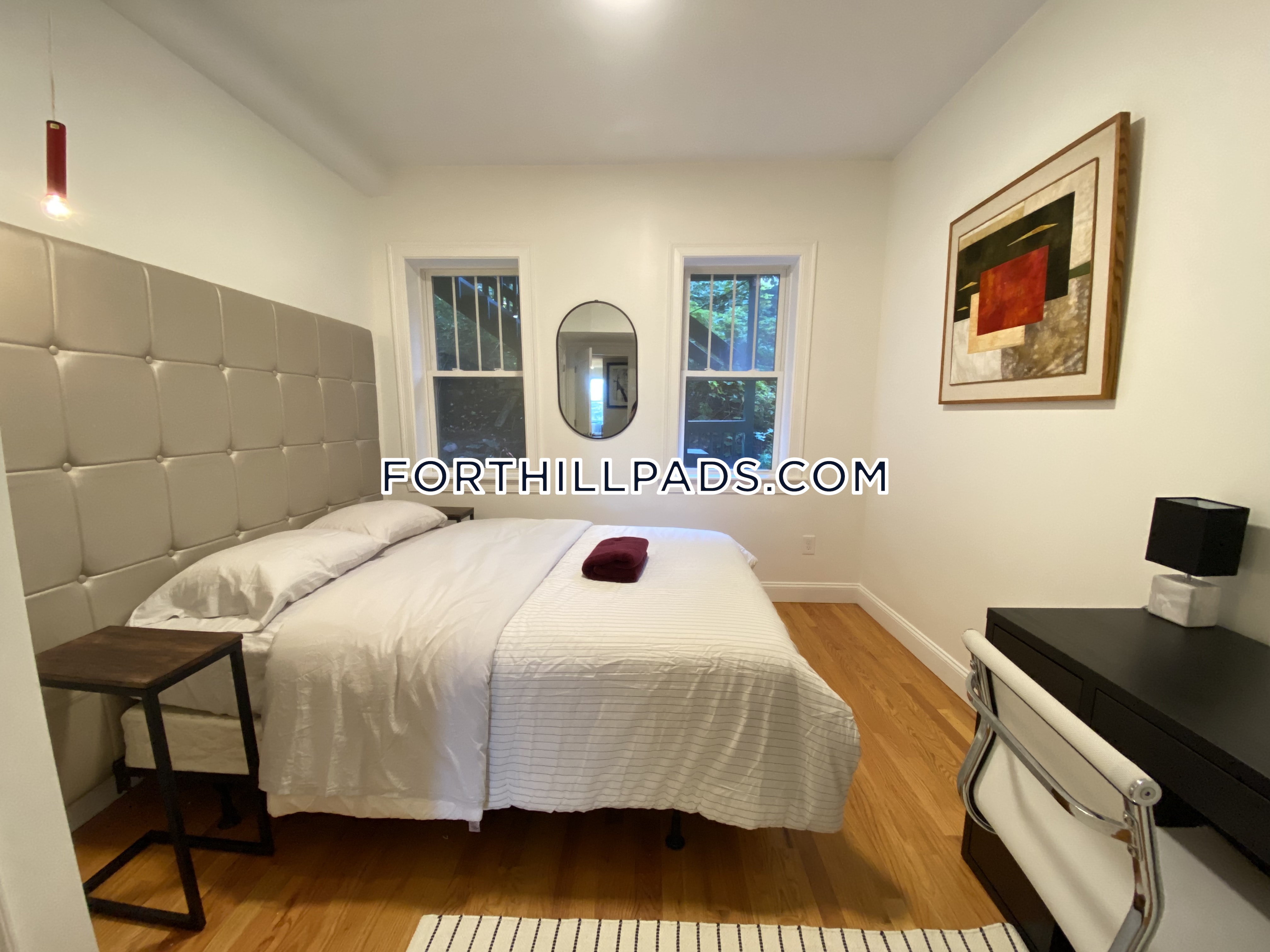 48 Guild St, Roxbury
