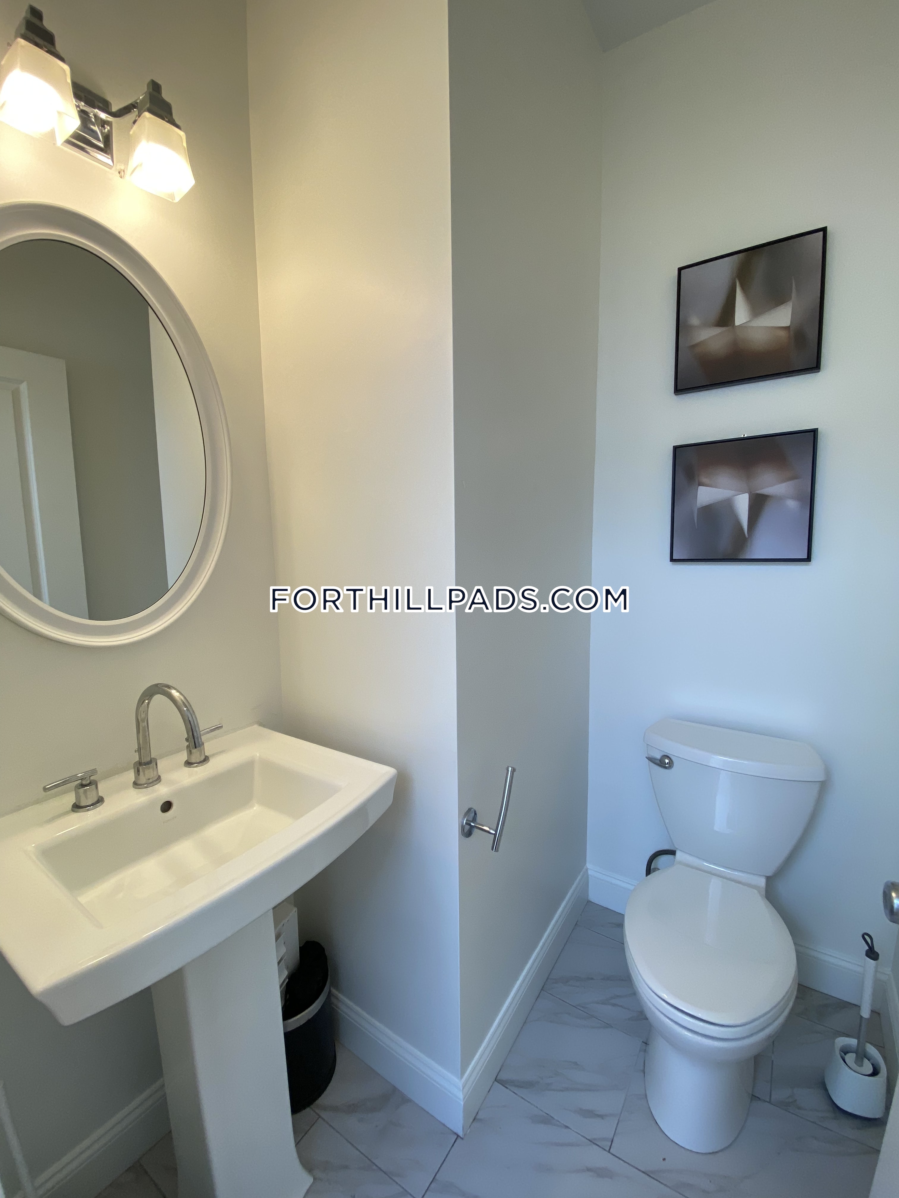 48 Guild St, Roxbury