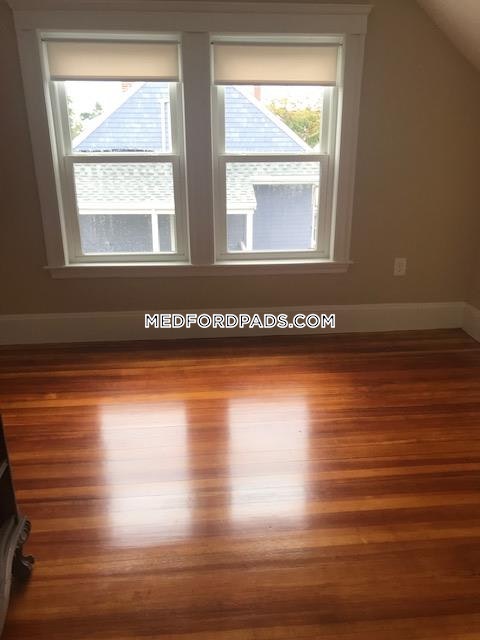 23 Berwick Rd, Tufts University