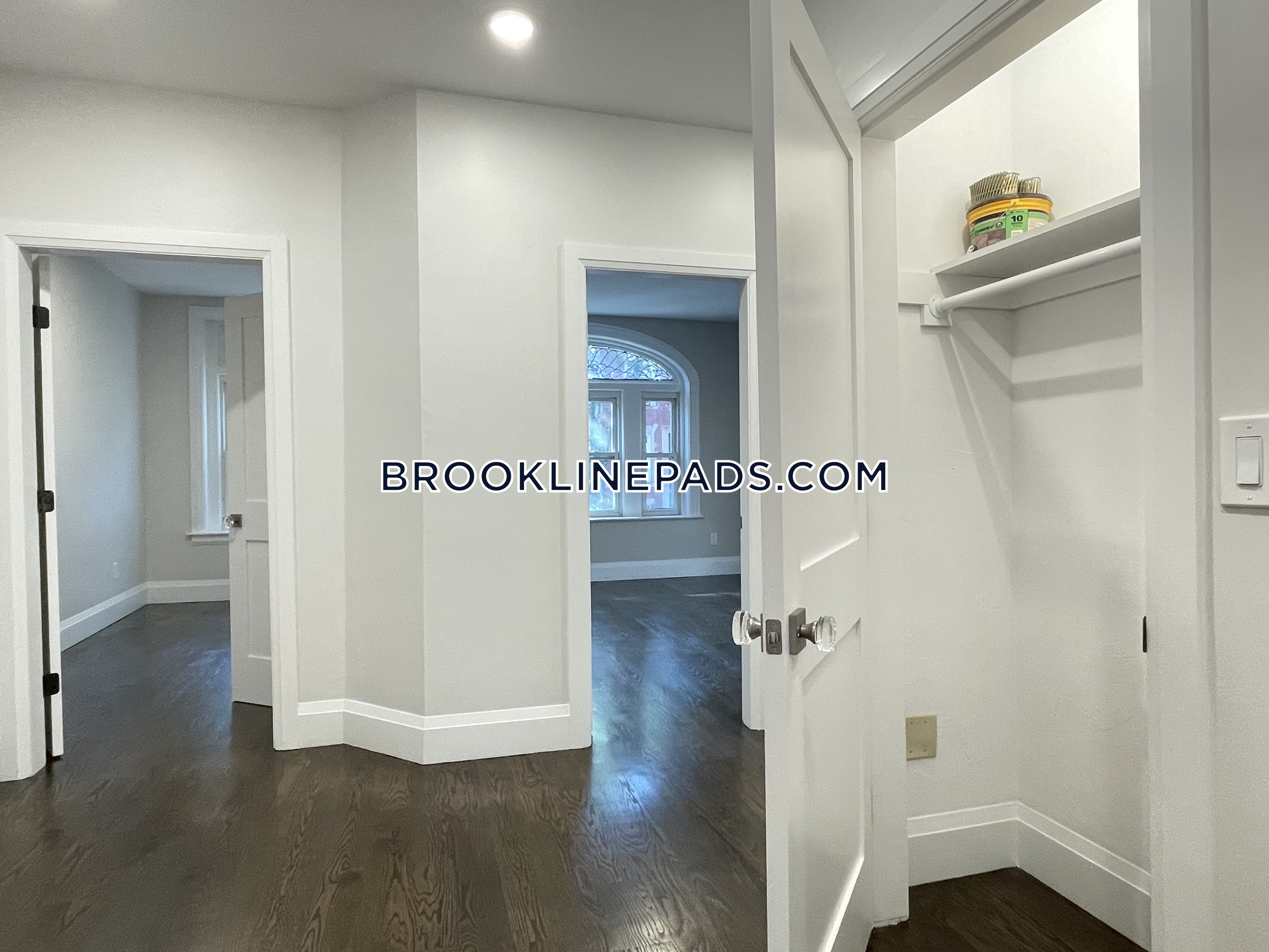 7 Strathmore Rd, Coolidge Corner