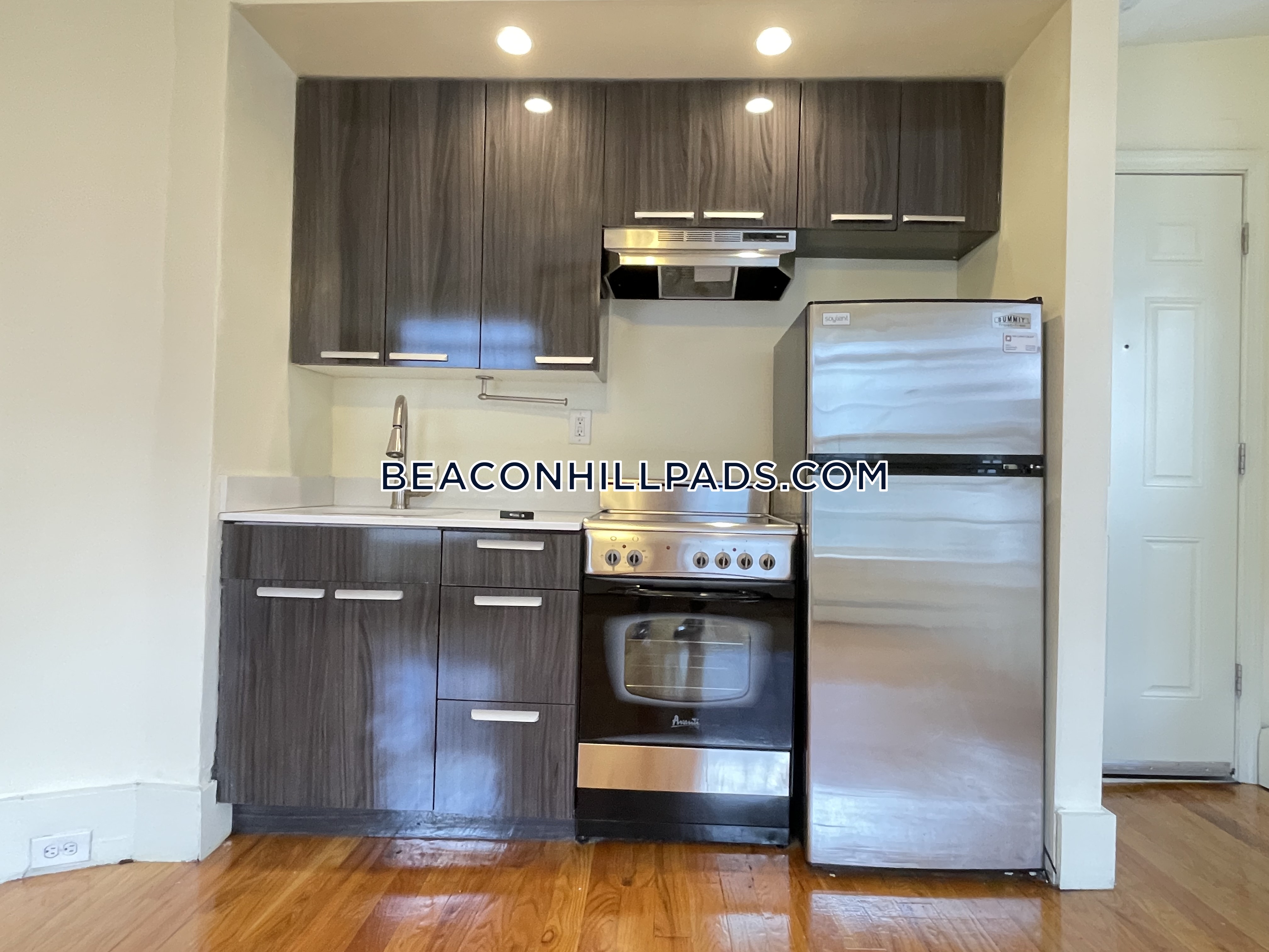 24 Joy St, Beacon Hill