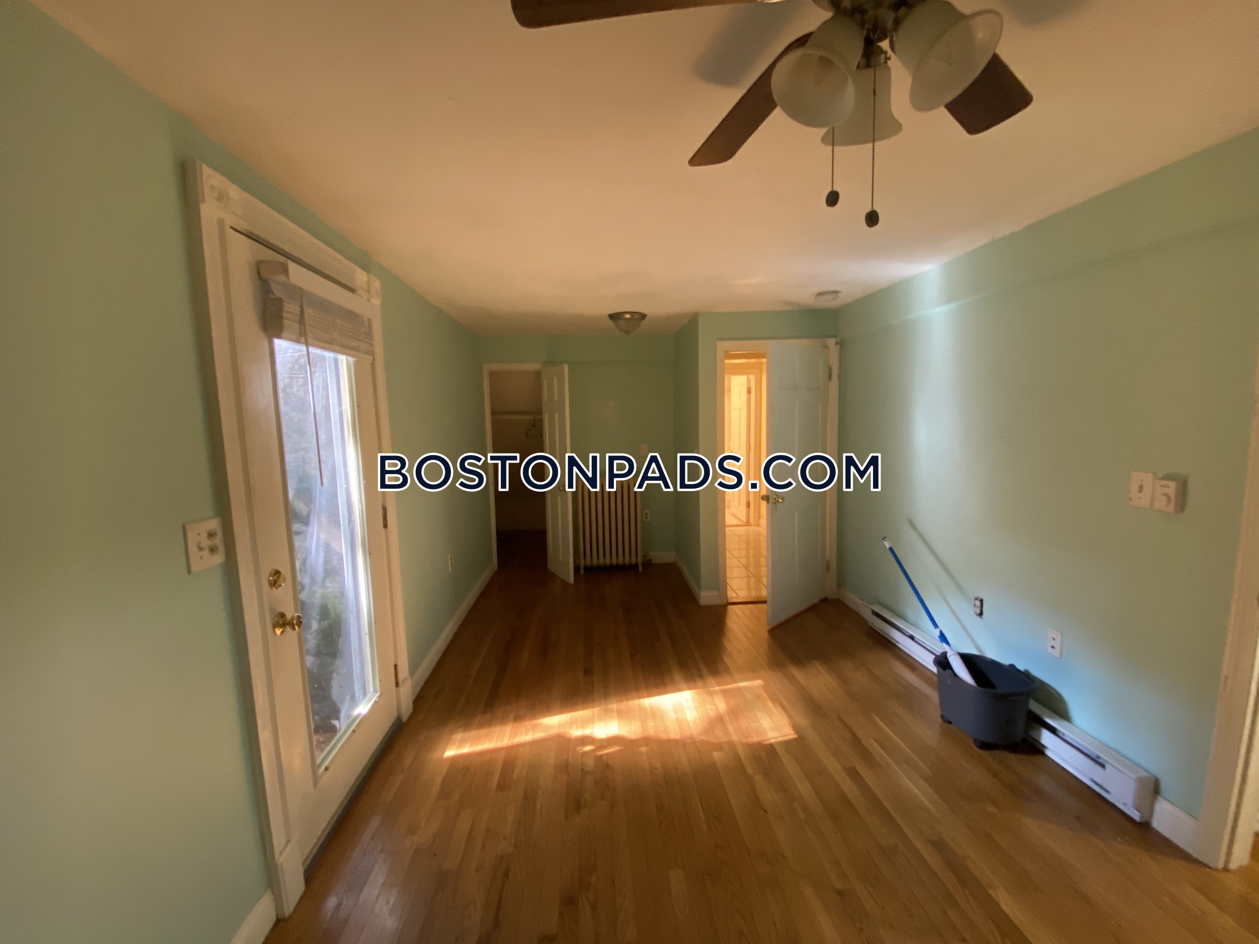 62 Ridgemont St, Allston