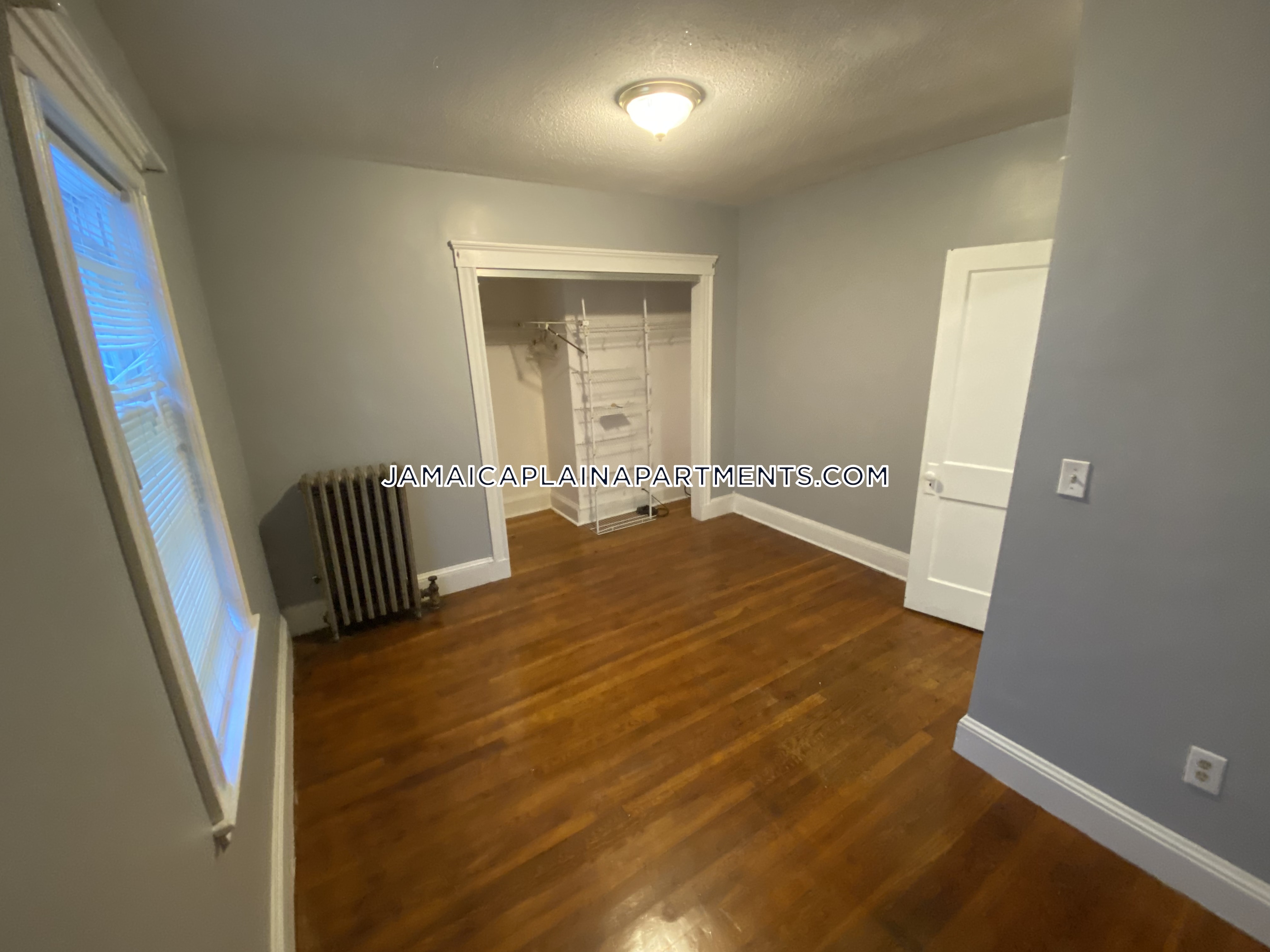 42 Day St, Jamaica Plain