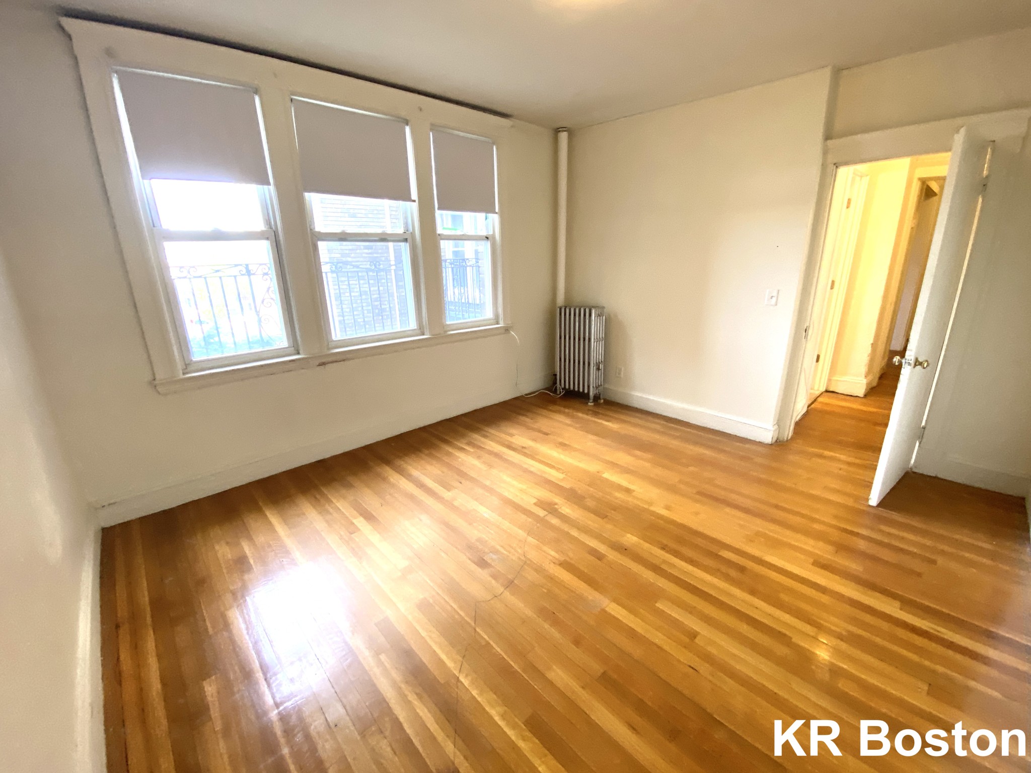 1633 Commonwealth Ave, Brighton