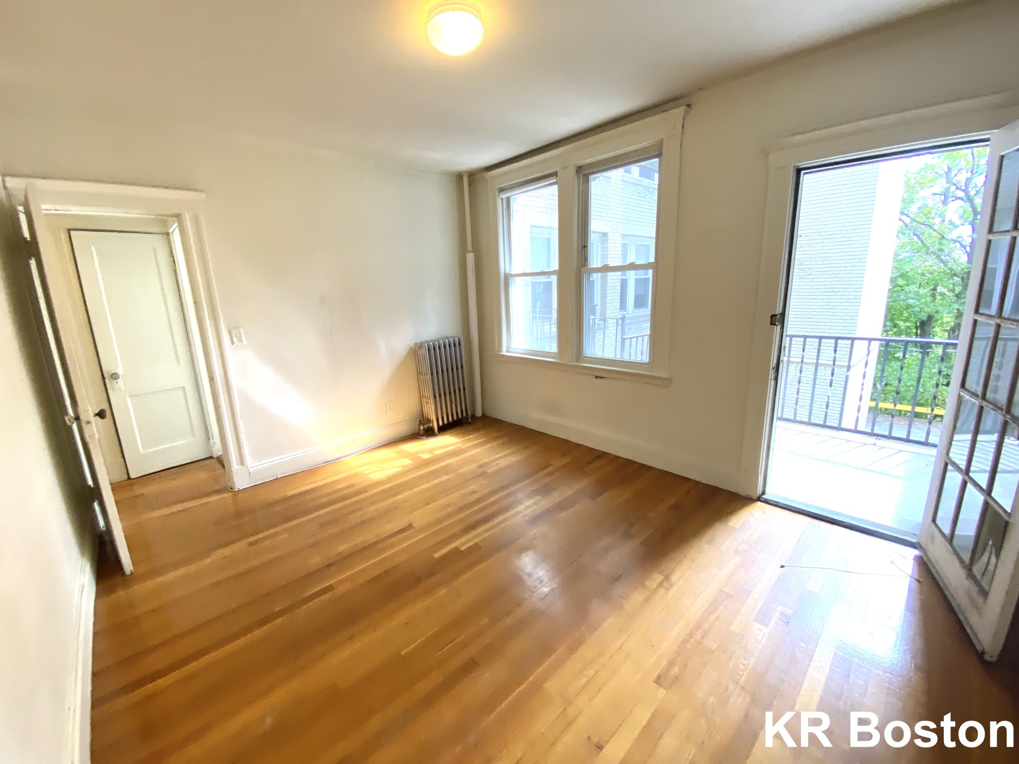 1633 Commonwealth Ave, Brighton