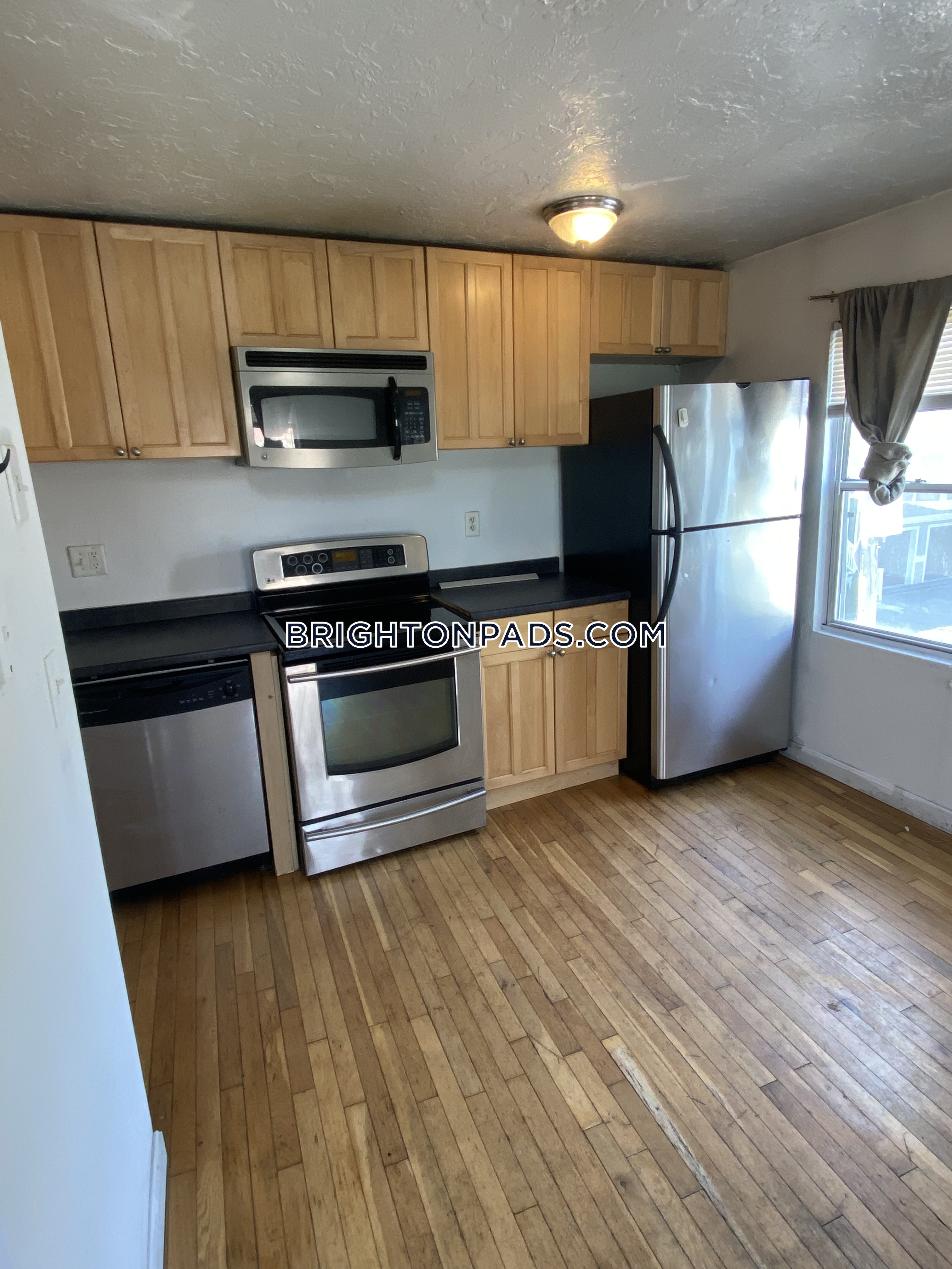 6 Shepard St, Brighton