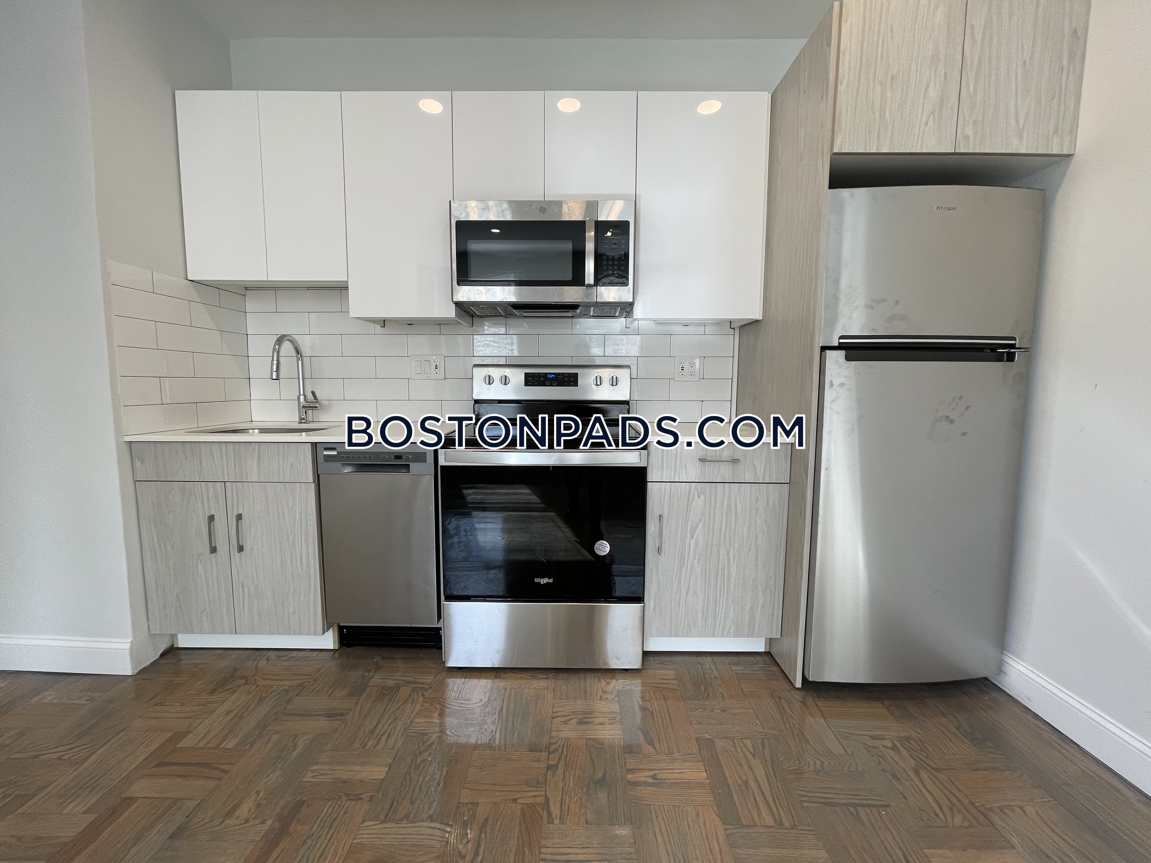 20 Queensberry St, Fenway