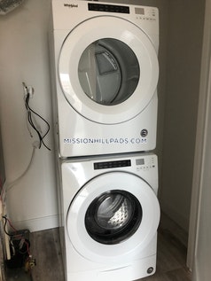 1457 Tremont St, Mission Hill