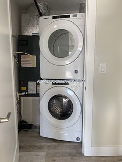 1457 Tremont St, Mission Hill