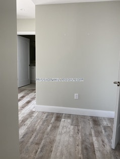 1457 Tremont St, Mission Hill