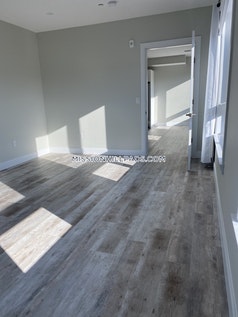 1457 Tremont St, Mission Hill