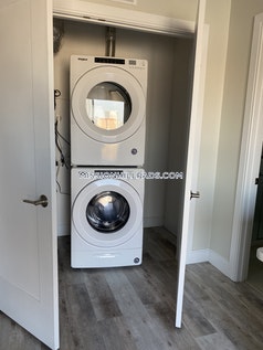 1457 Tremont St, Mission Hill