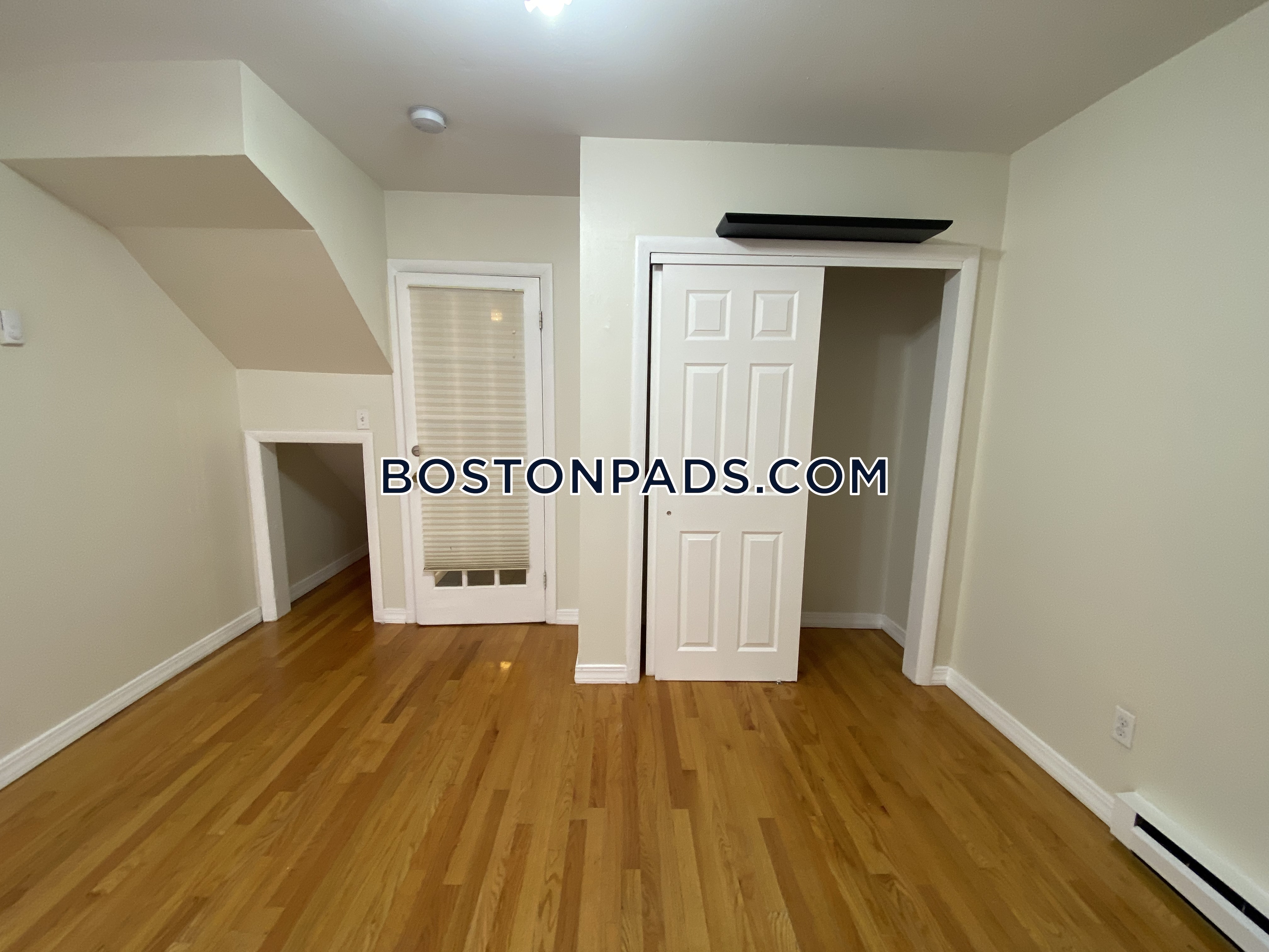 49 Symphony Rd, Fenway