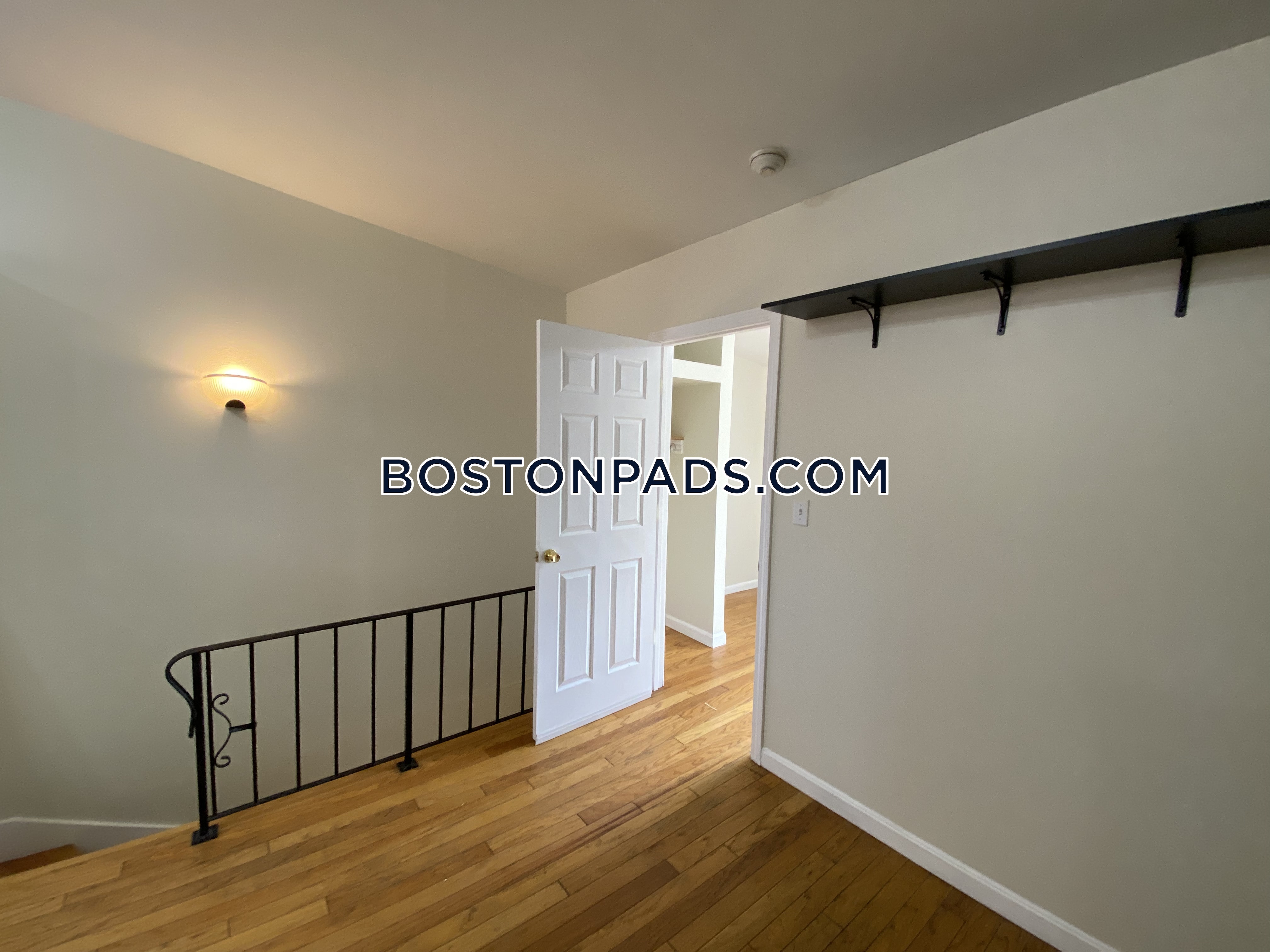 49 Symphony Rd, Fenway