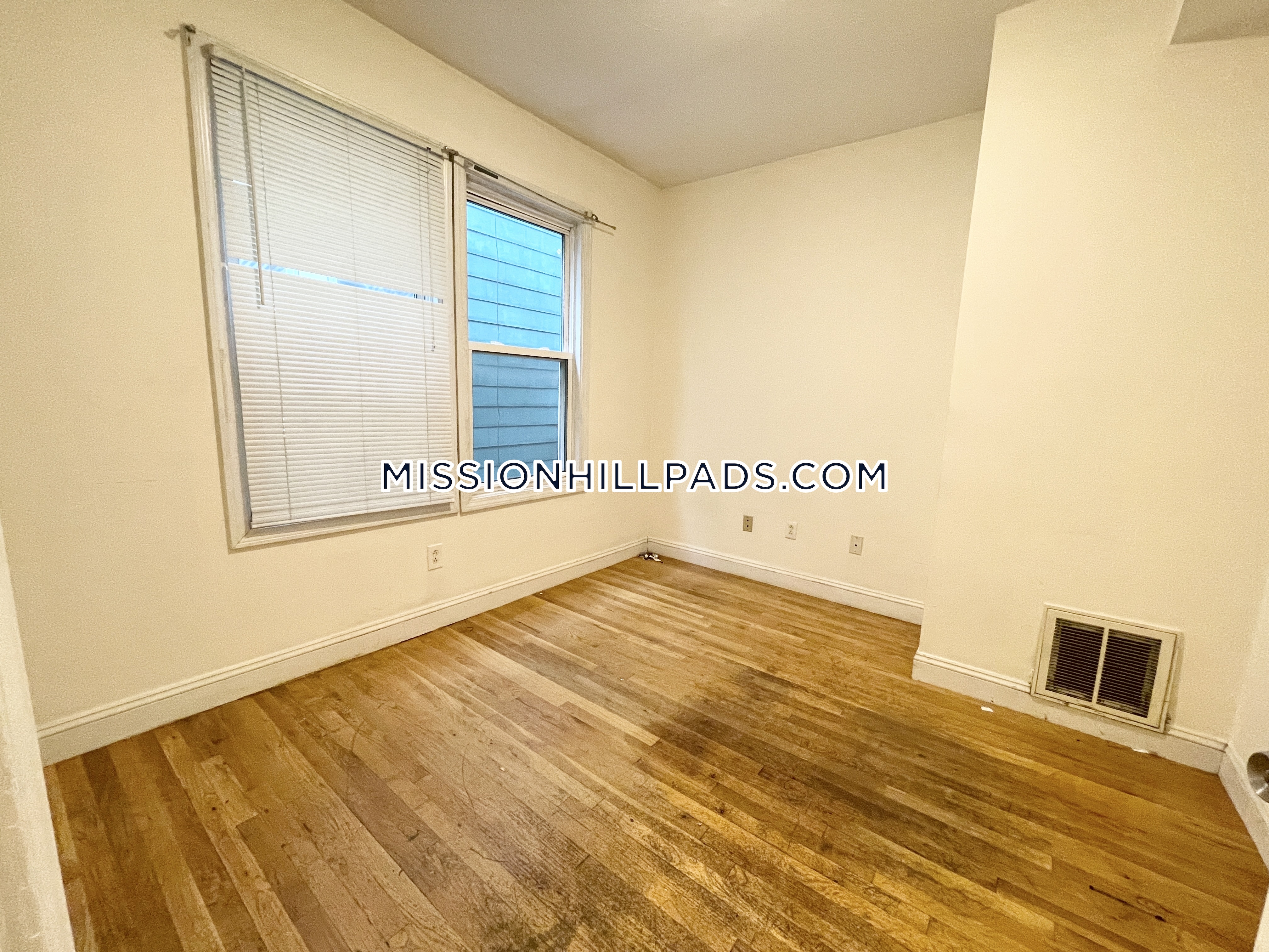 733.2 Parker St, Mission Hill