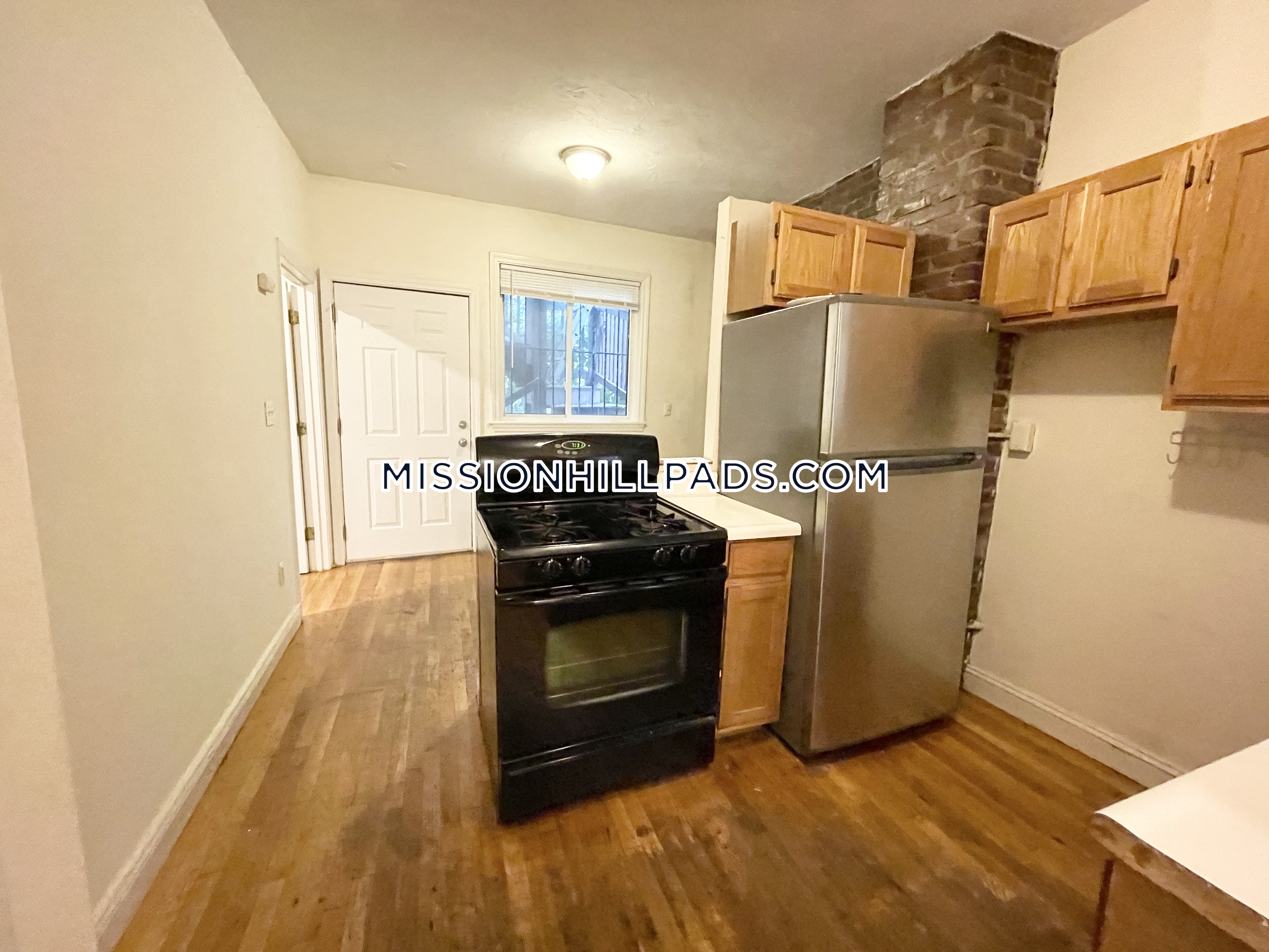 733.2 Parker St, Mission Hill