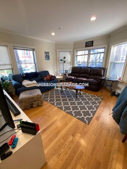 1 Oswald St, Mission Hill