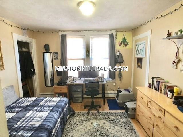 8 Eldora St, Mission Hill