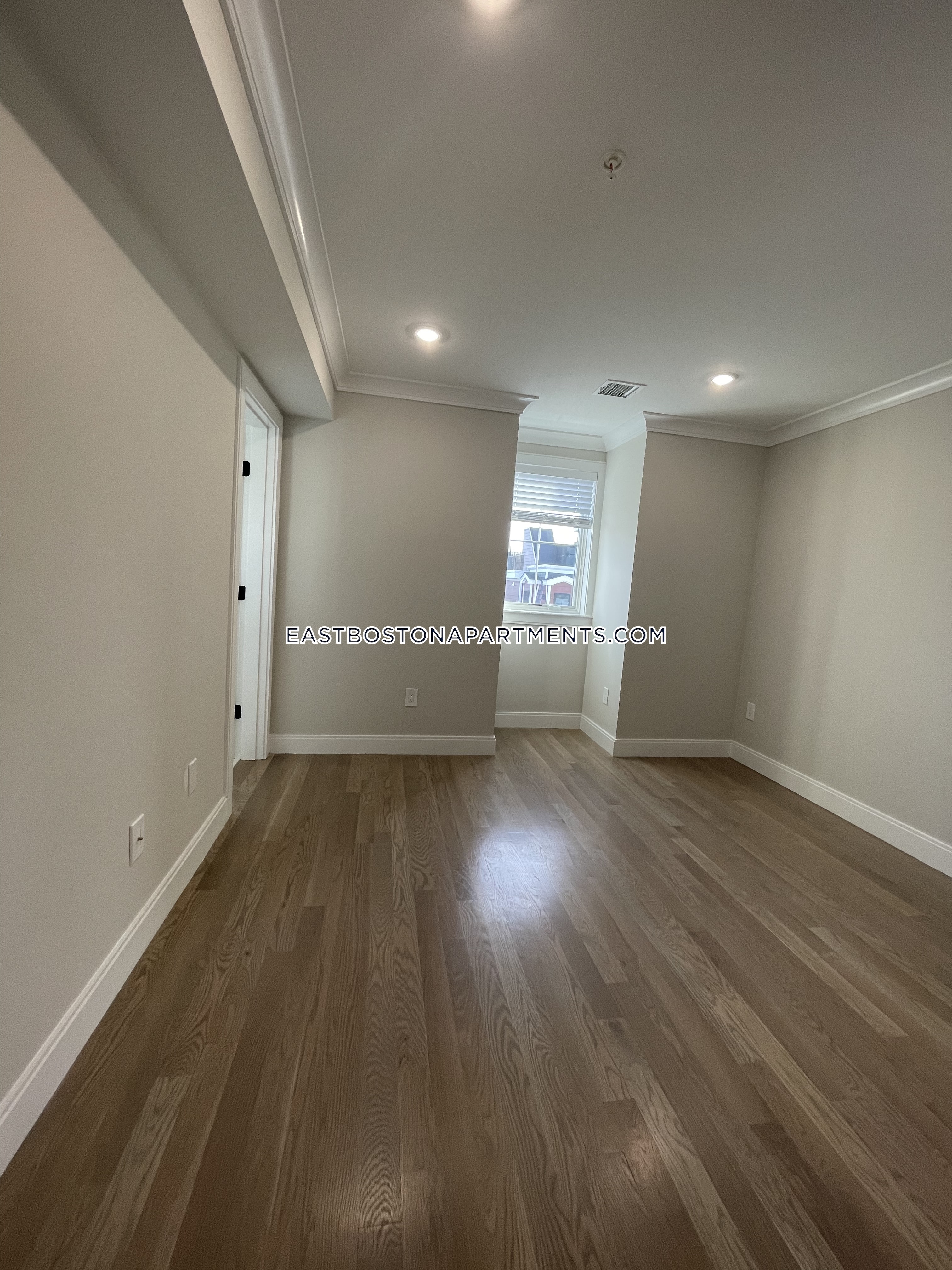 46 Lexington St, East Boston