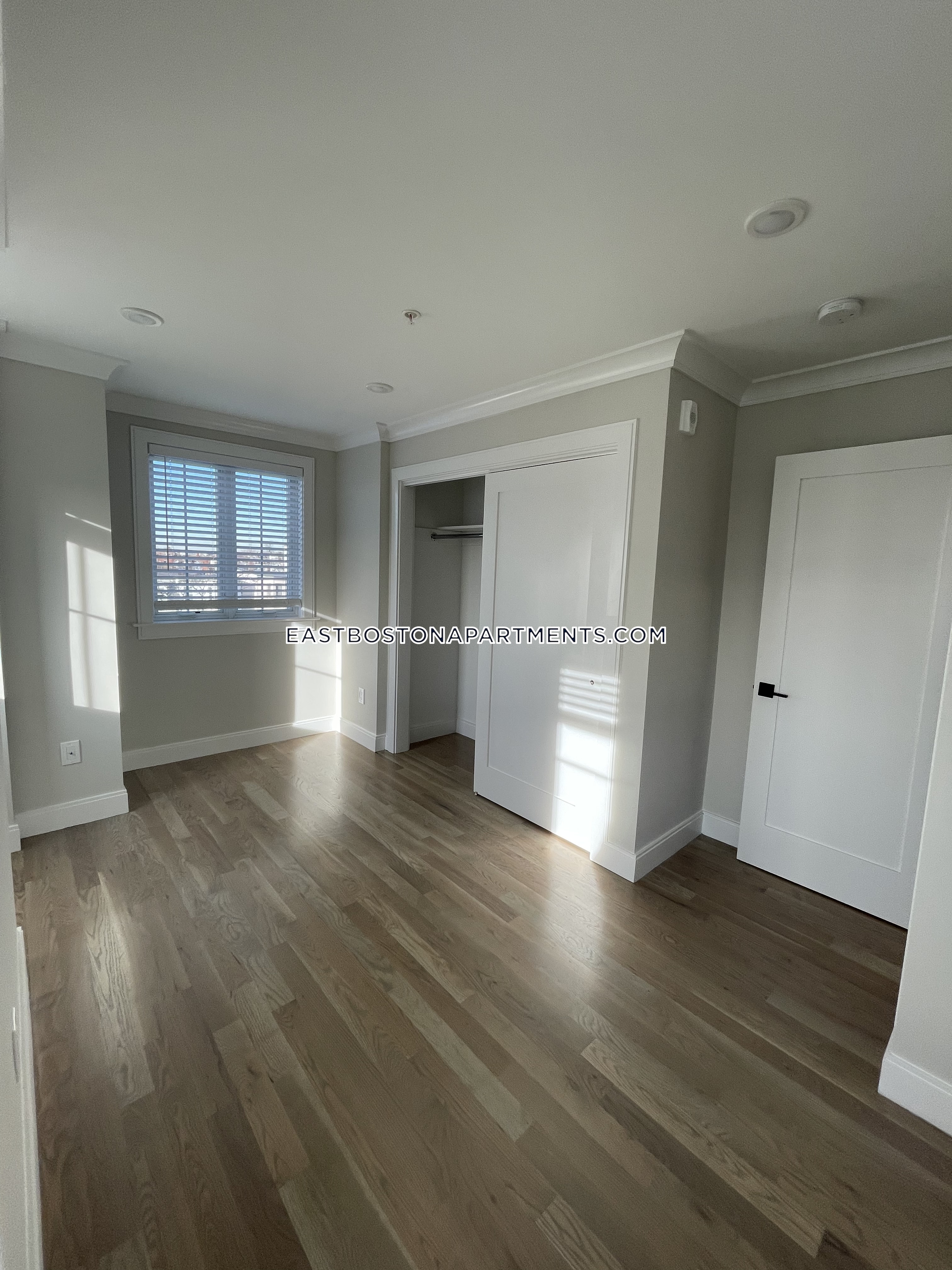 46 Lexington St, East Boston