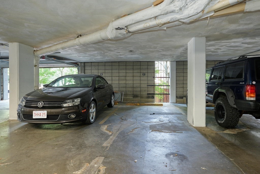 1643 Cambridge St, Mid-Cambridge