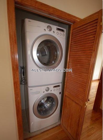 102 Allston St, Allston