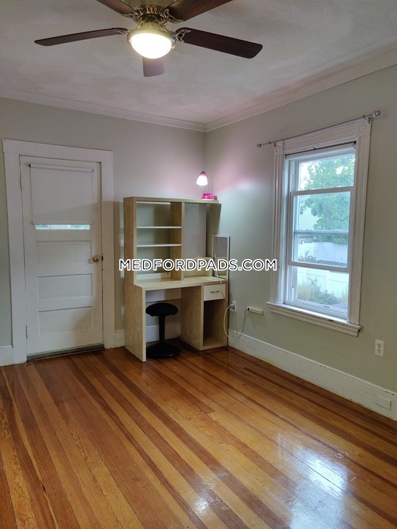 132 George St, Tufts University