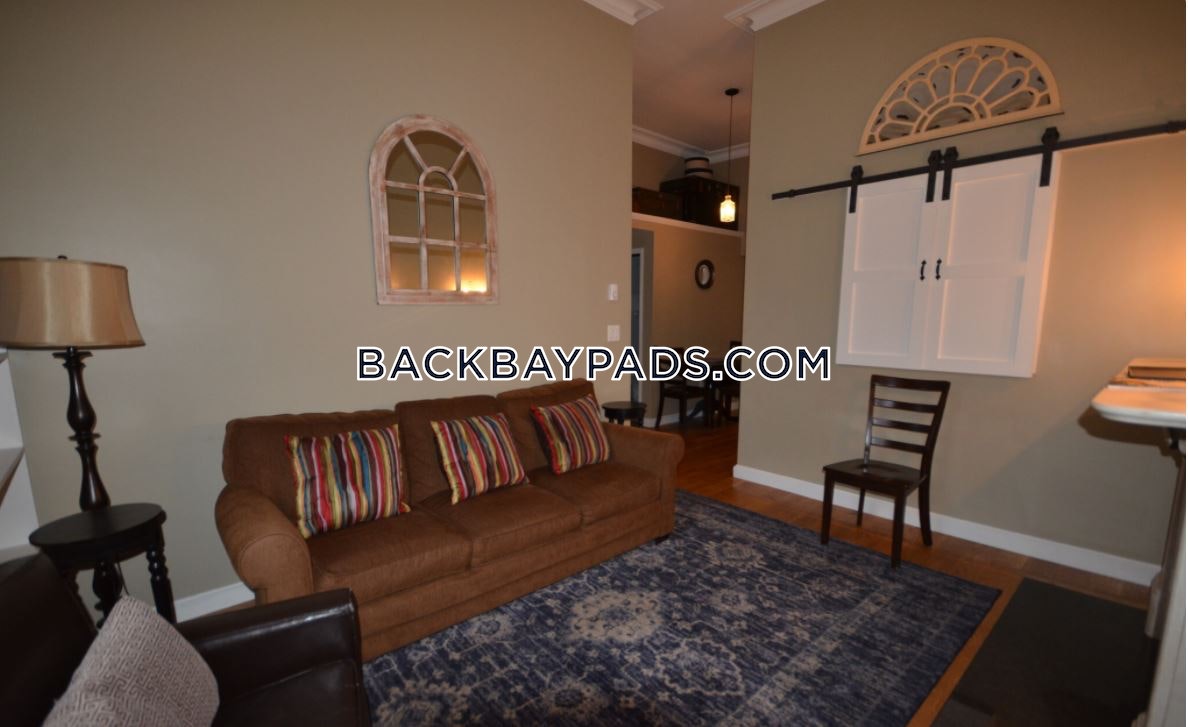 113 Beacon, Back Bay