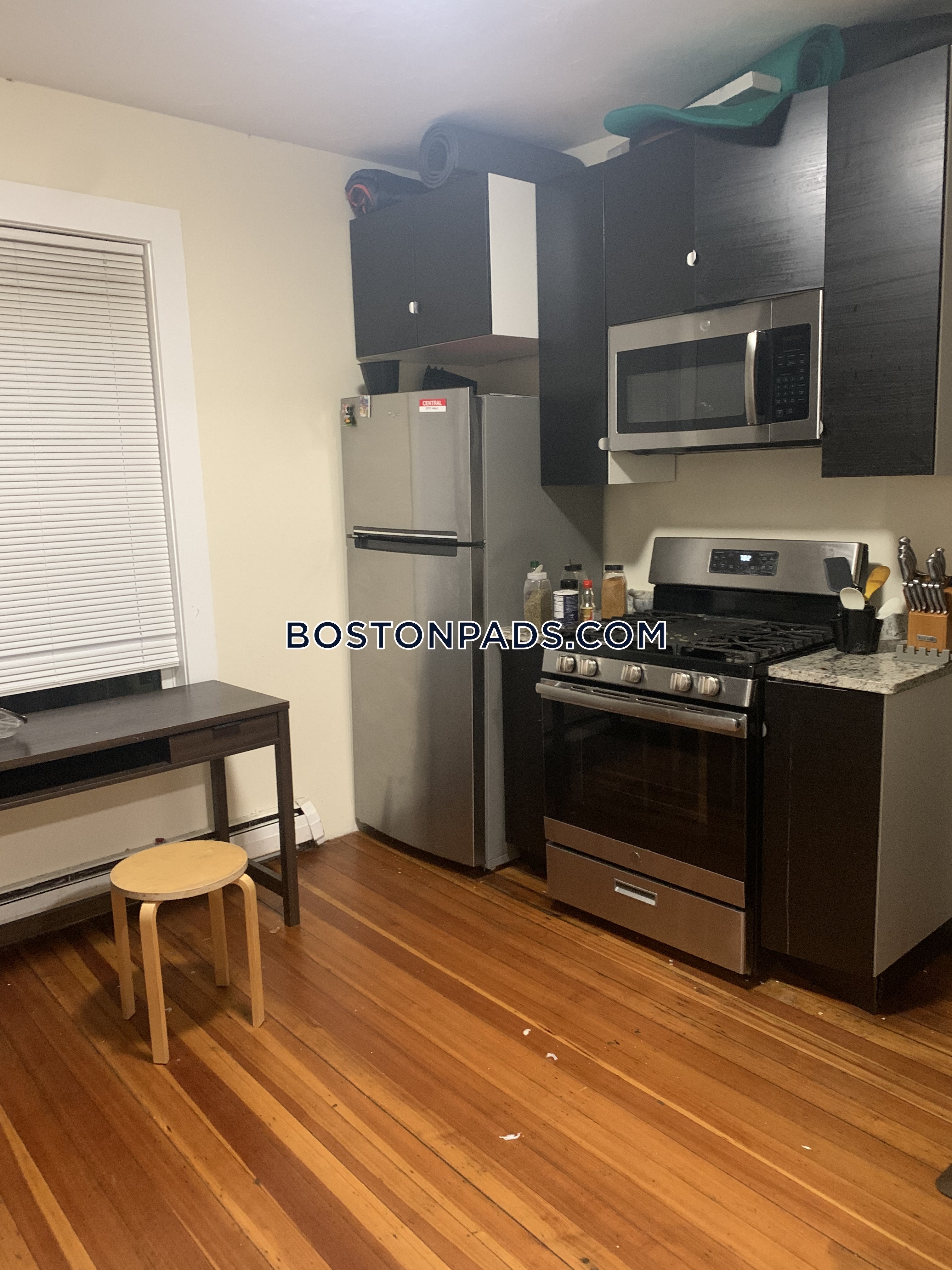 66 Pleasant St, Cambridgeport