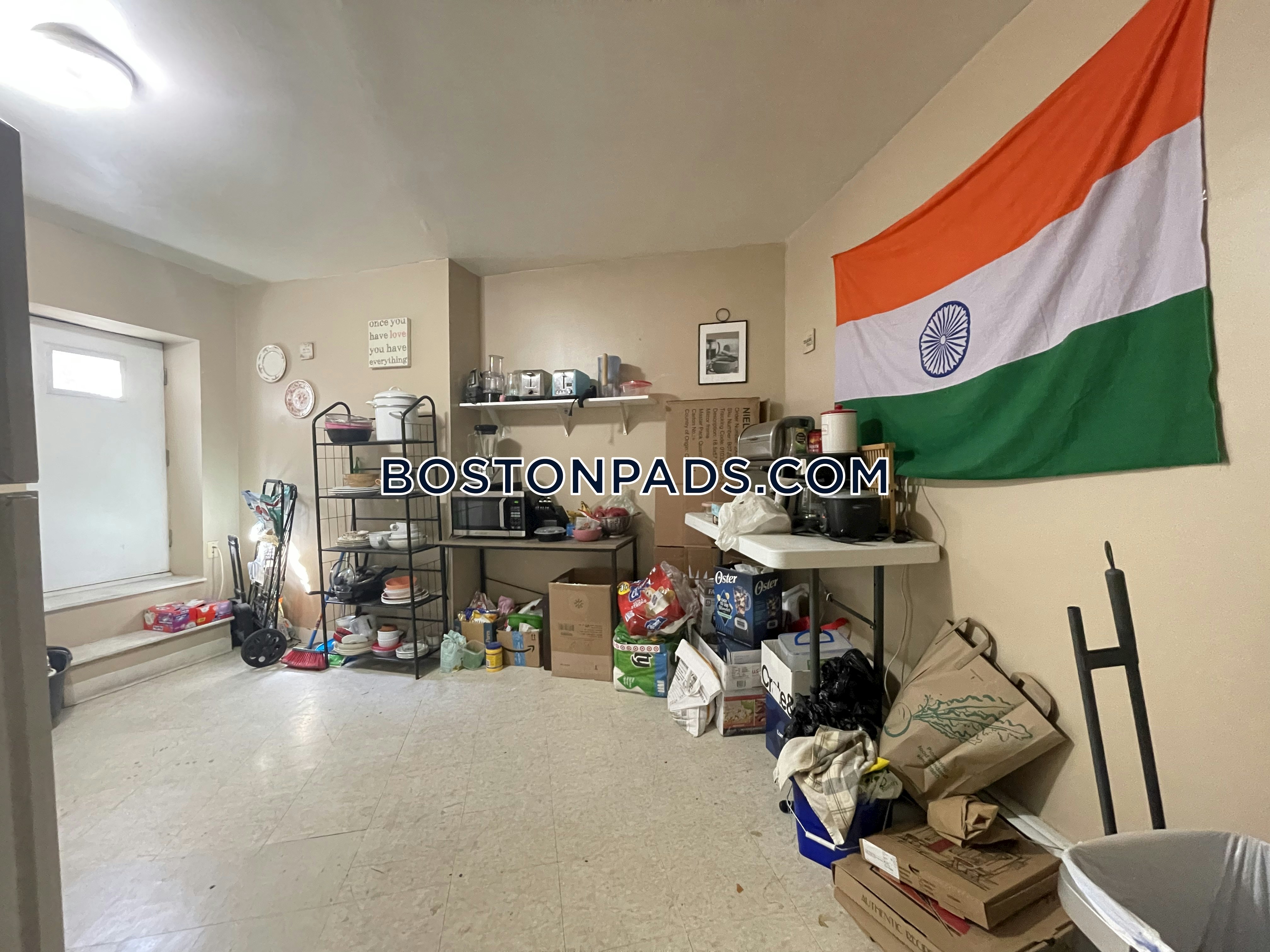 102 Hammond, South End