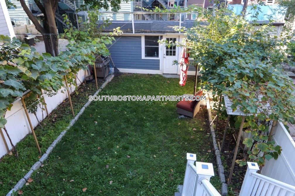 23 Ward St, South Boston