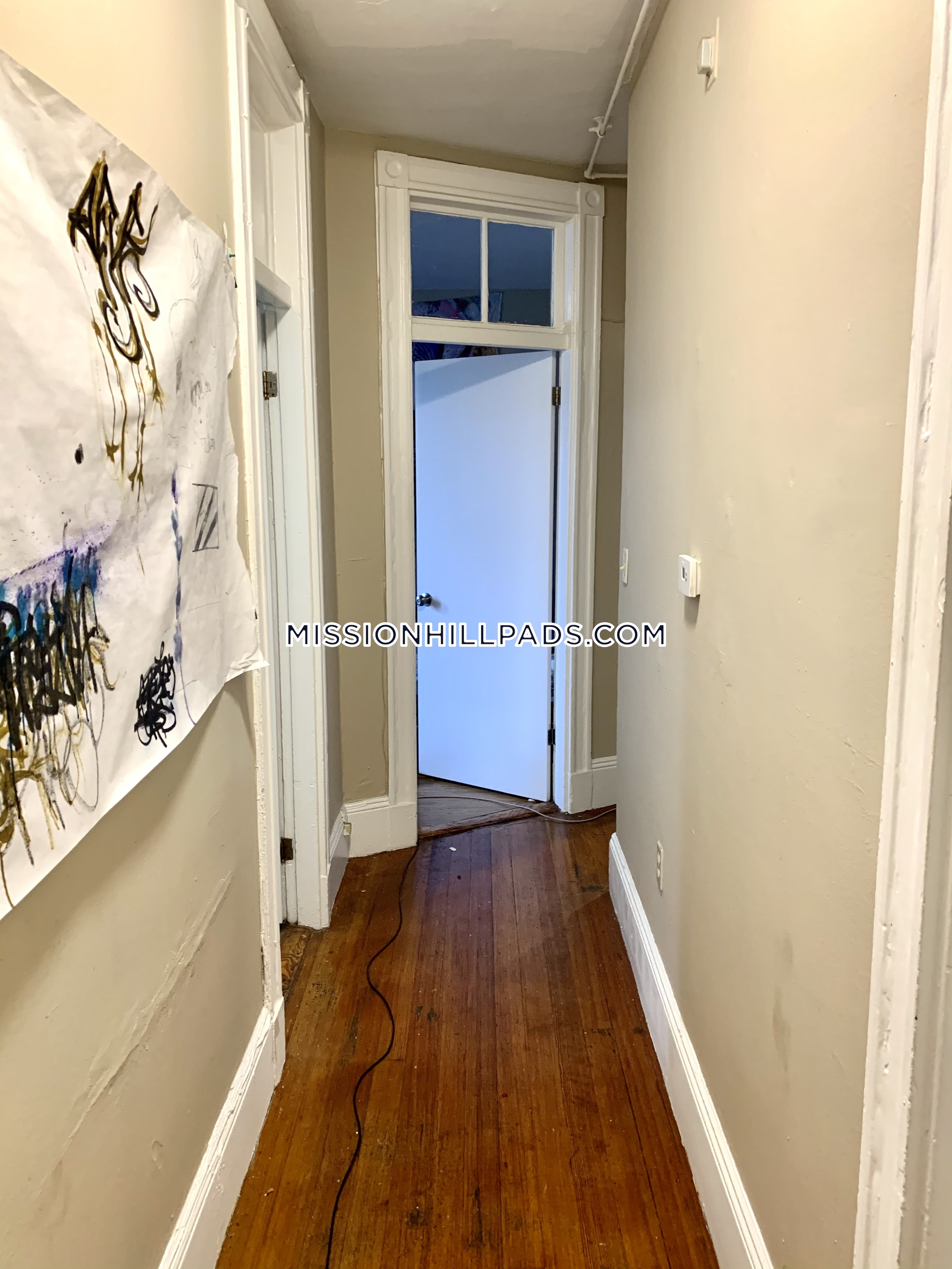 6 Sunset St, Mission Hill