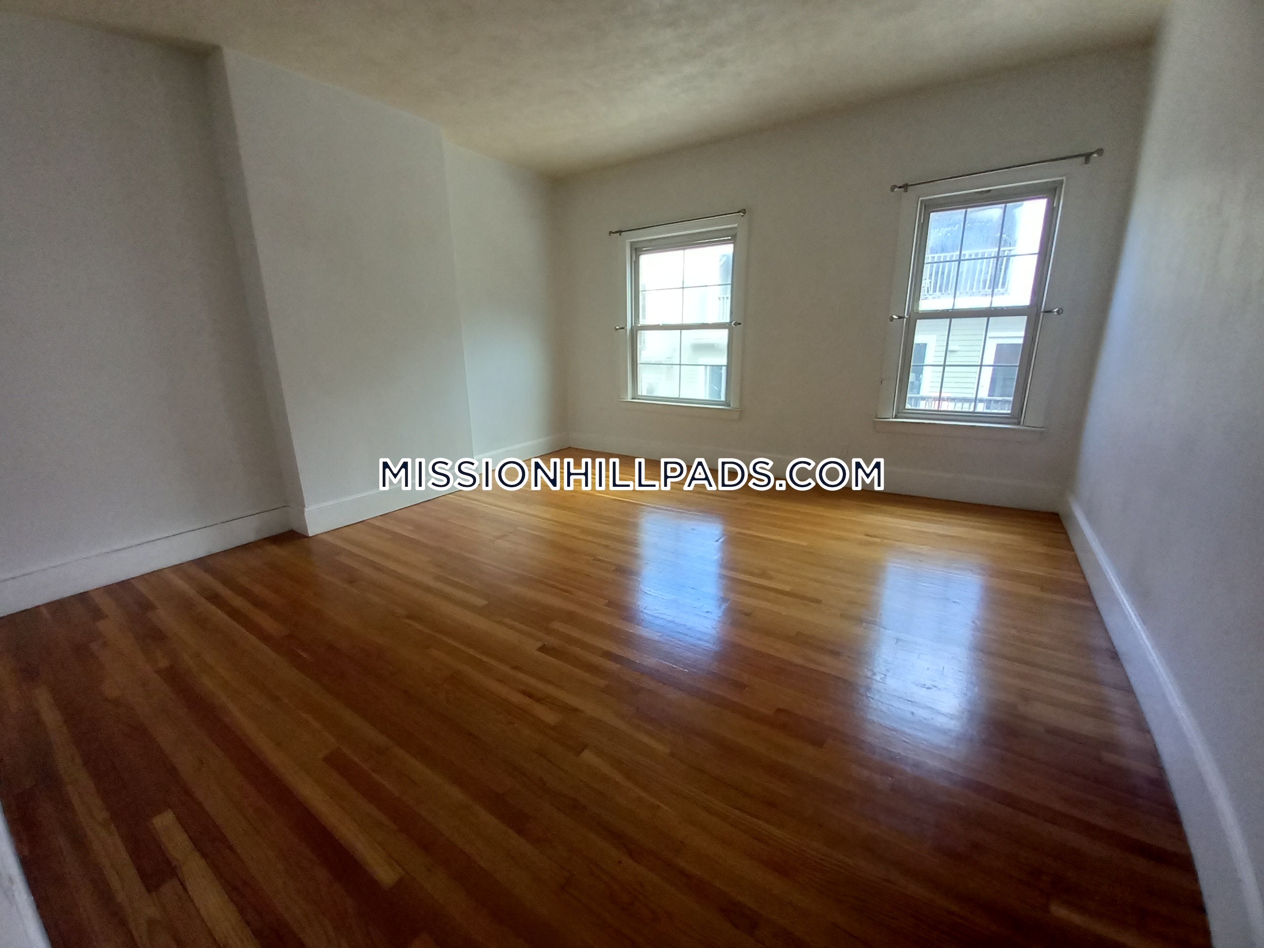 8 Sewall St, Mission Hill